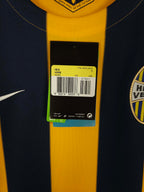 2015-16 Hellas Verona thuisshirt