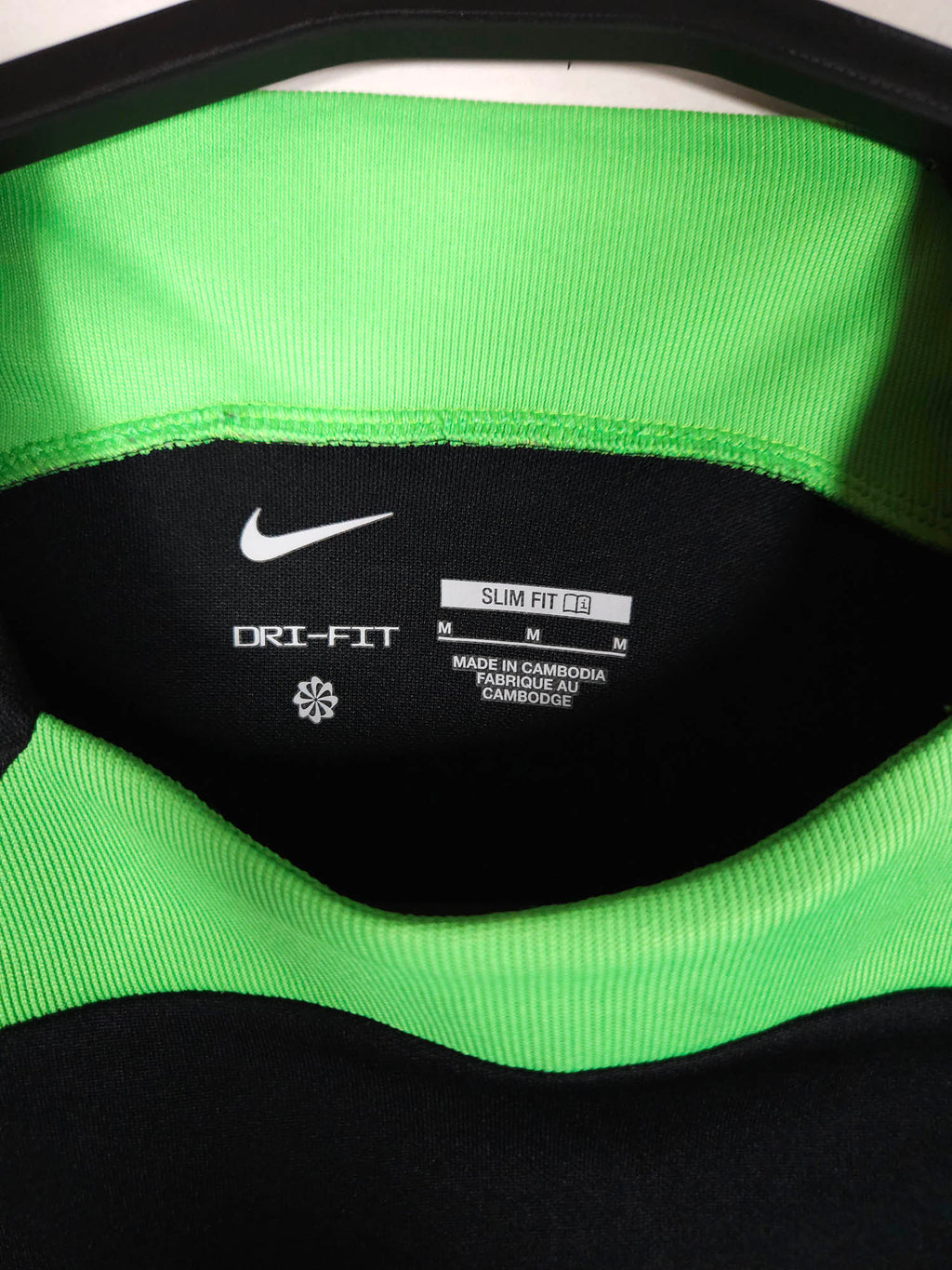 2023-24 Liverpool Training Shirt - detailed view