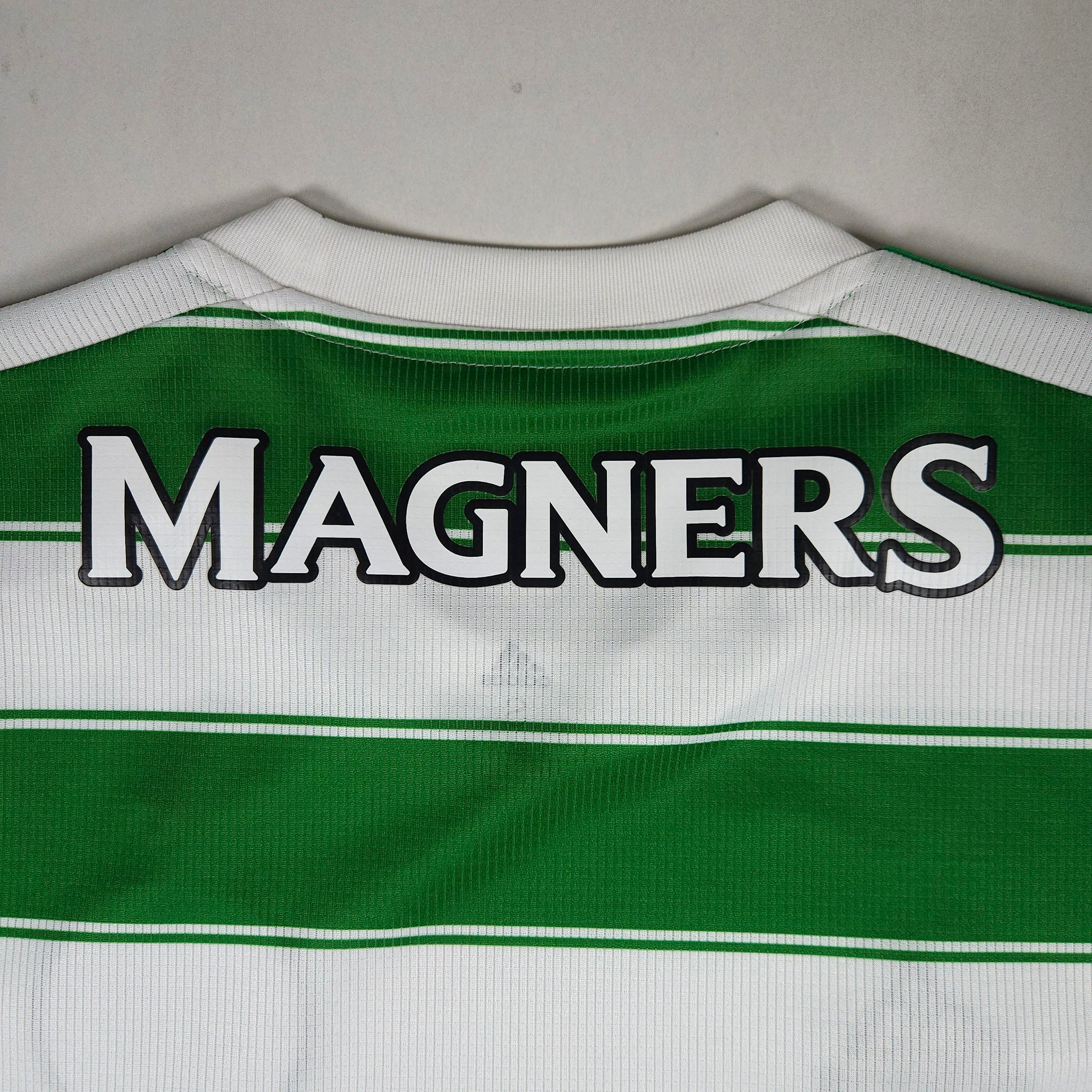 2021-22 Celtic Home Shirt detailed view 6