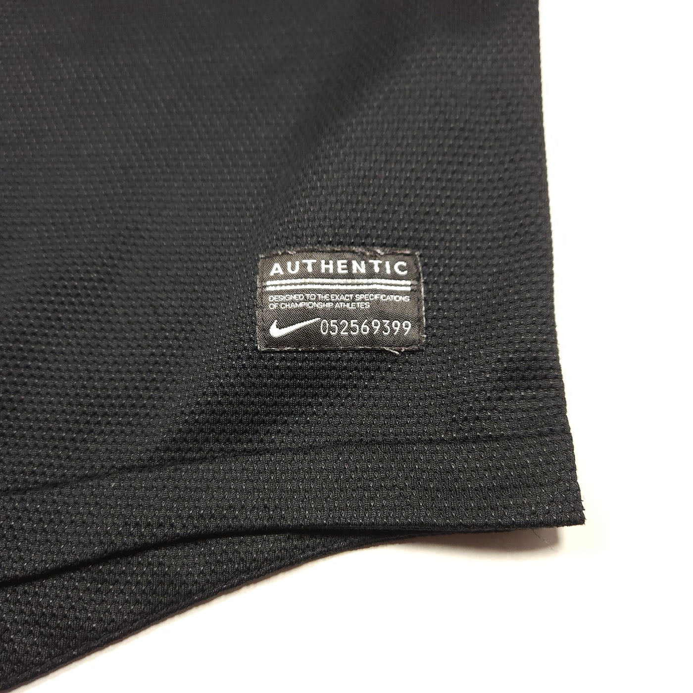 2012-13 Netherlands Away Shirt detailed view 4
