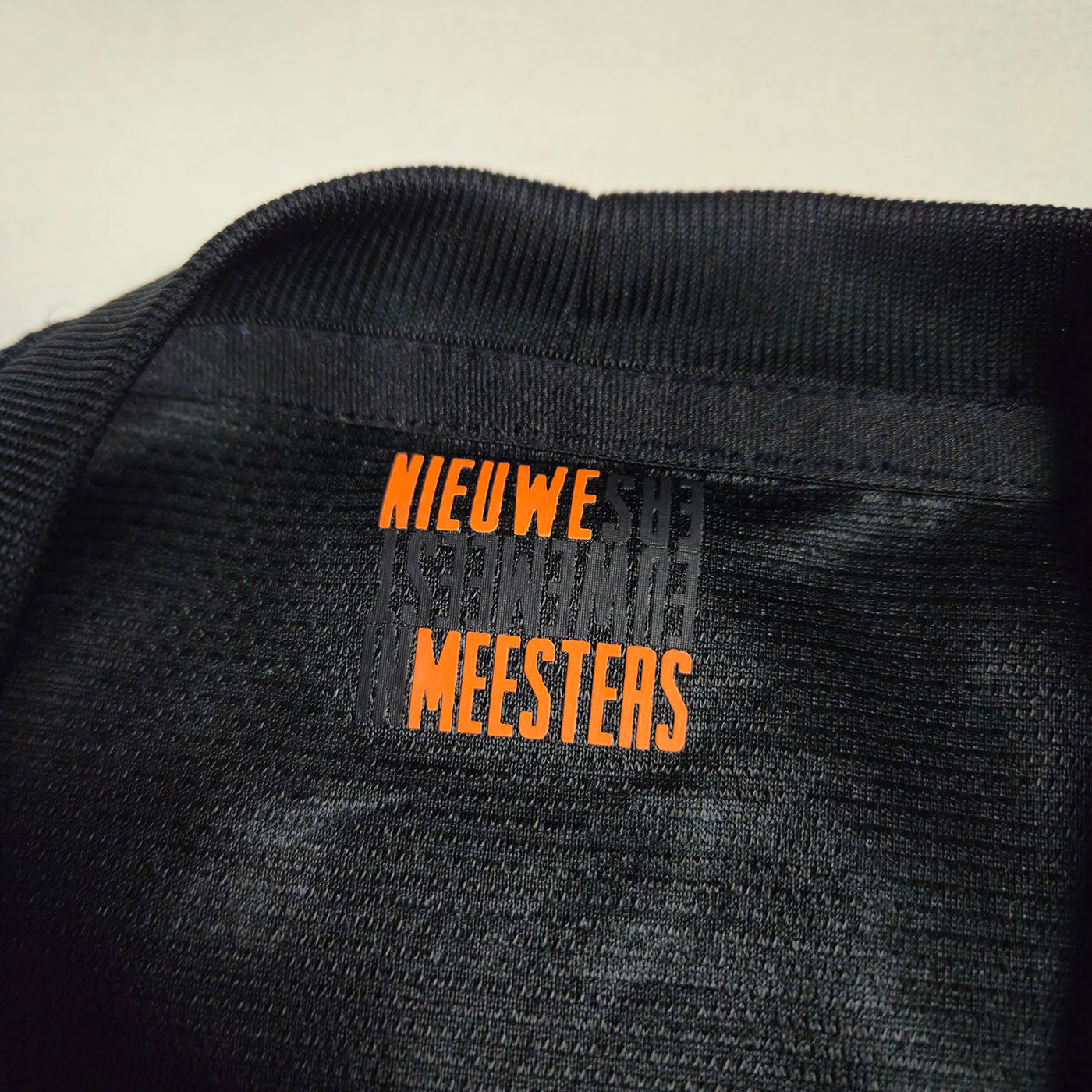 2012-13 Netherlands Away Shirt detailed view 6