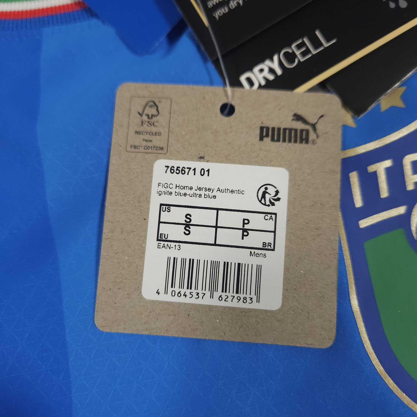 Italy Home Shirt 2022 – Authentic detailed view 9
