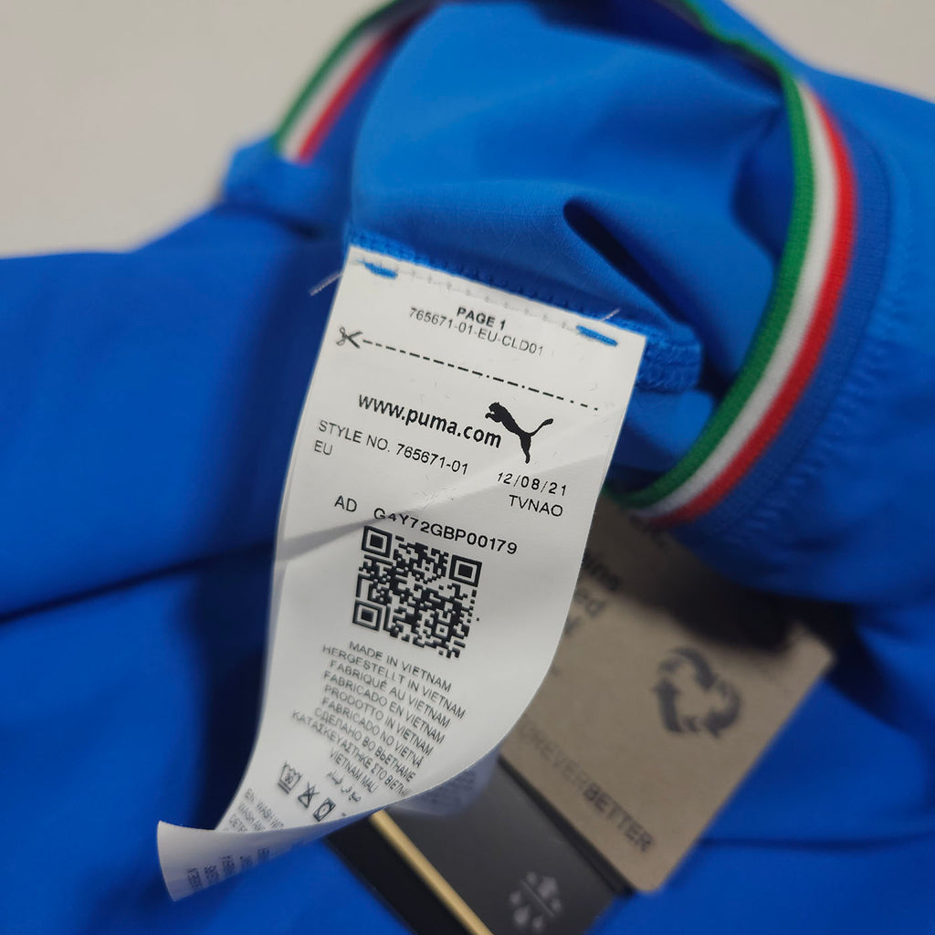 Italy Home Shirt 2022 – Authentic detailed view 6