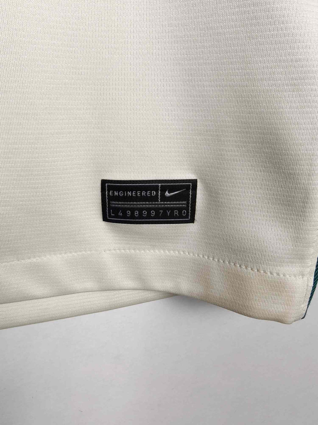 2021-22 Liverpool Away Shirt - detailed view