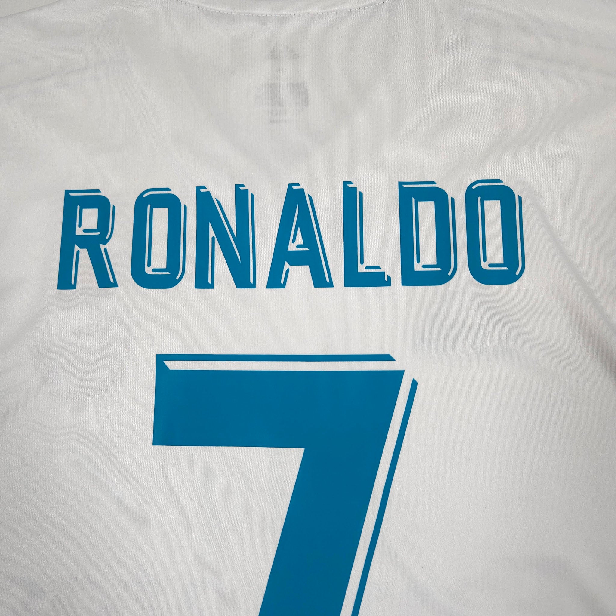 Real Madrid Home Shirt 2017-18 – Ronaldo #7 detailed view 8
