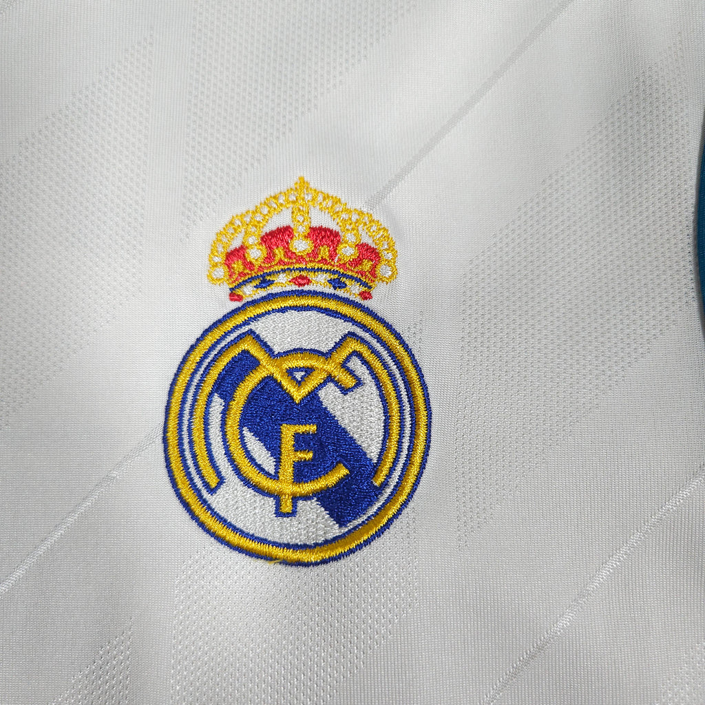 Real Madrid Home Shirt 2017-18 – Ronaldo #7 detailed view 2