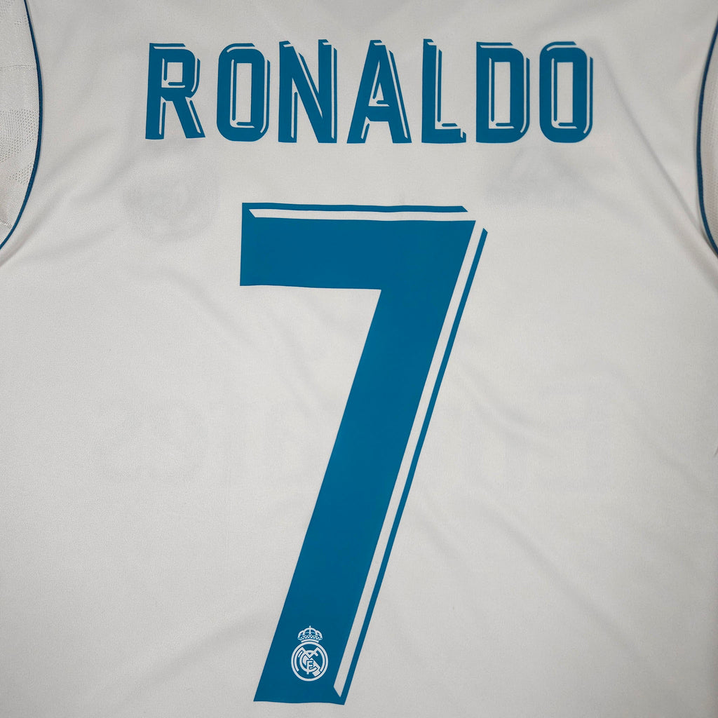 Real Madrid Home Shirt 2017-18 – Ronaldo #7 detailed view 6