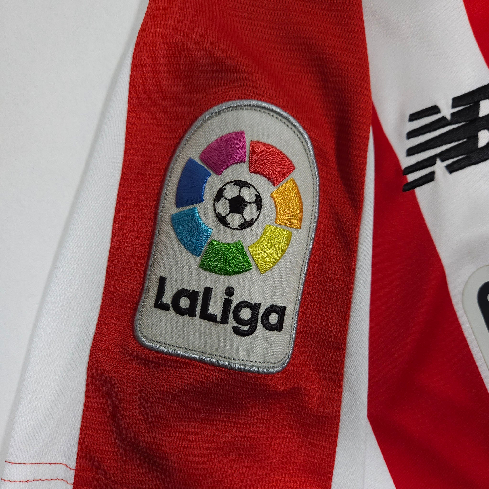 2017-18 Athletic Bilbao Home Shirt detailed view 8