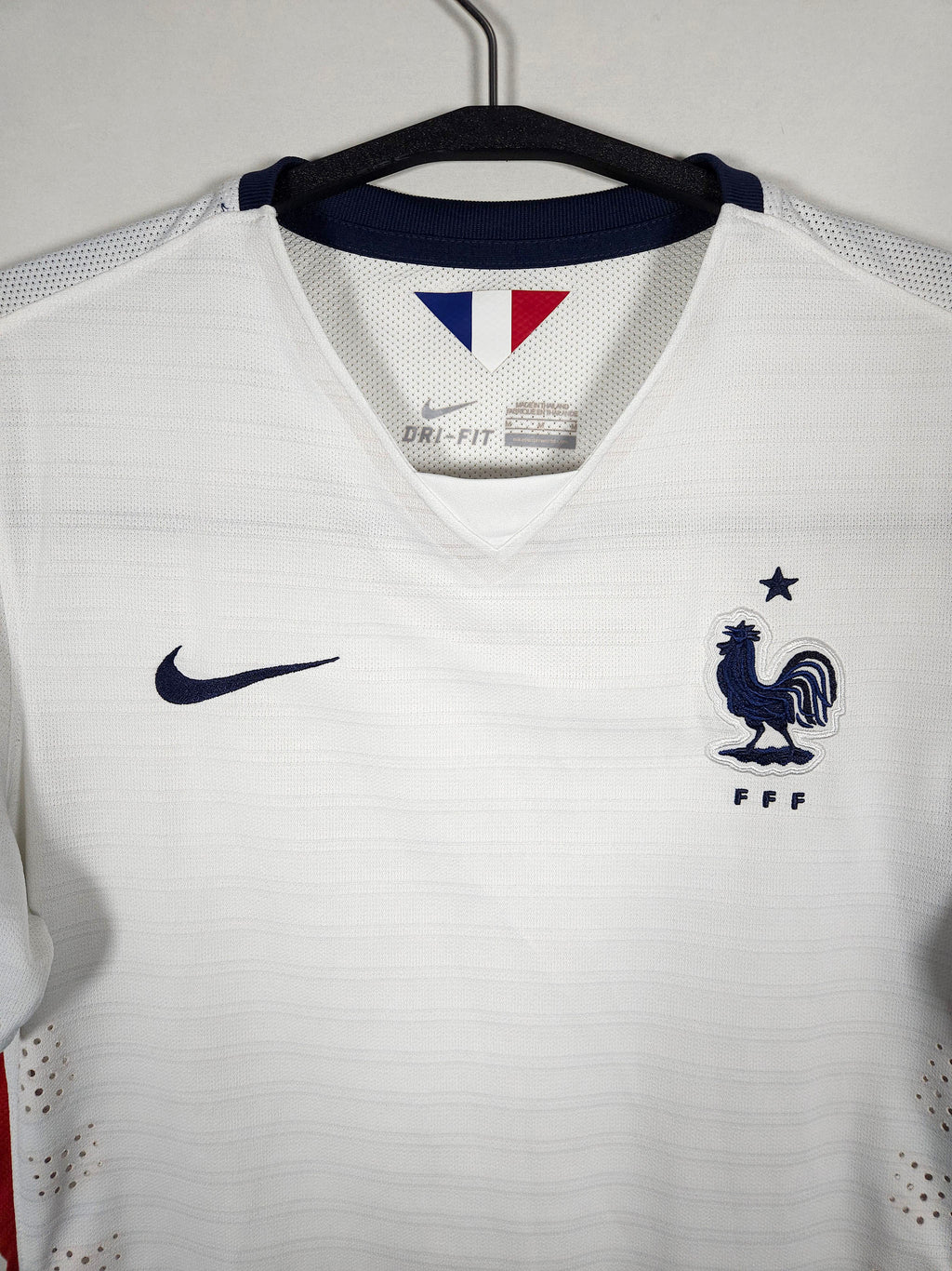 2015 France Away Shirt (Pro) - detailed view