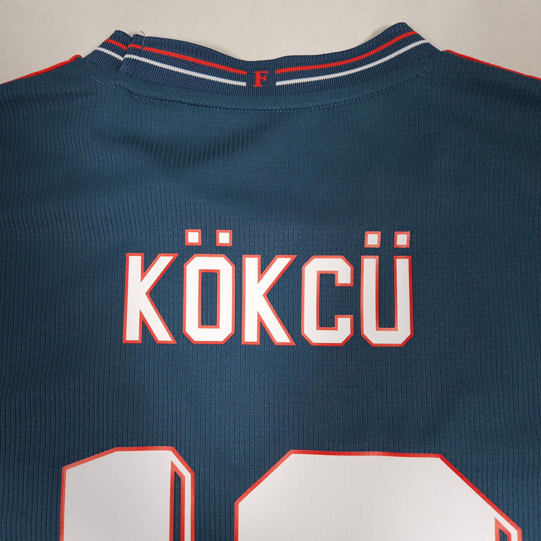 Feyenoord Away Shirt 2022-23 – Kökçü #10 detailed view 7