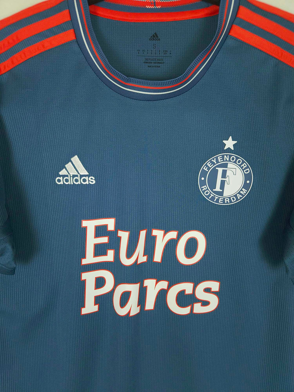 2022-23 Feyenoord uitshirt Kökçü #10