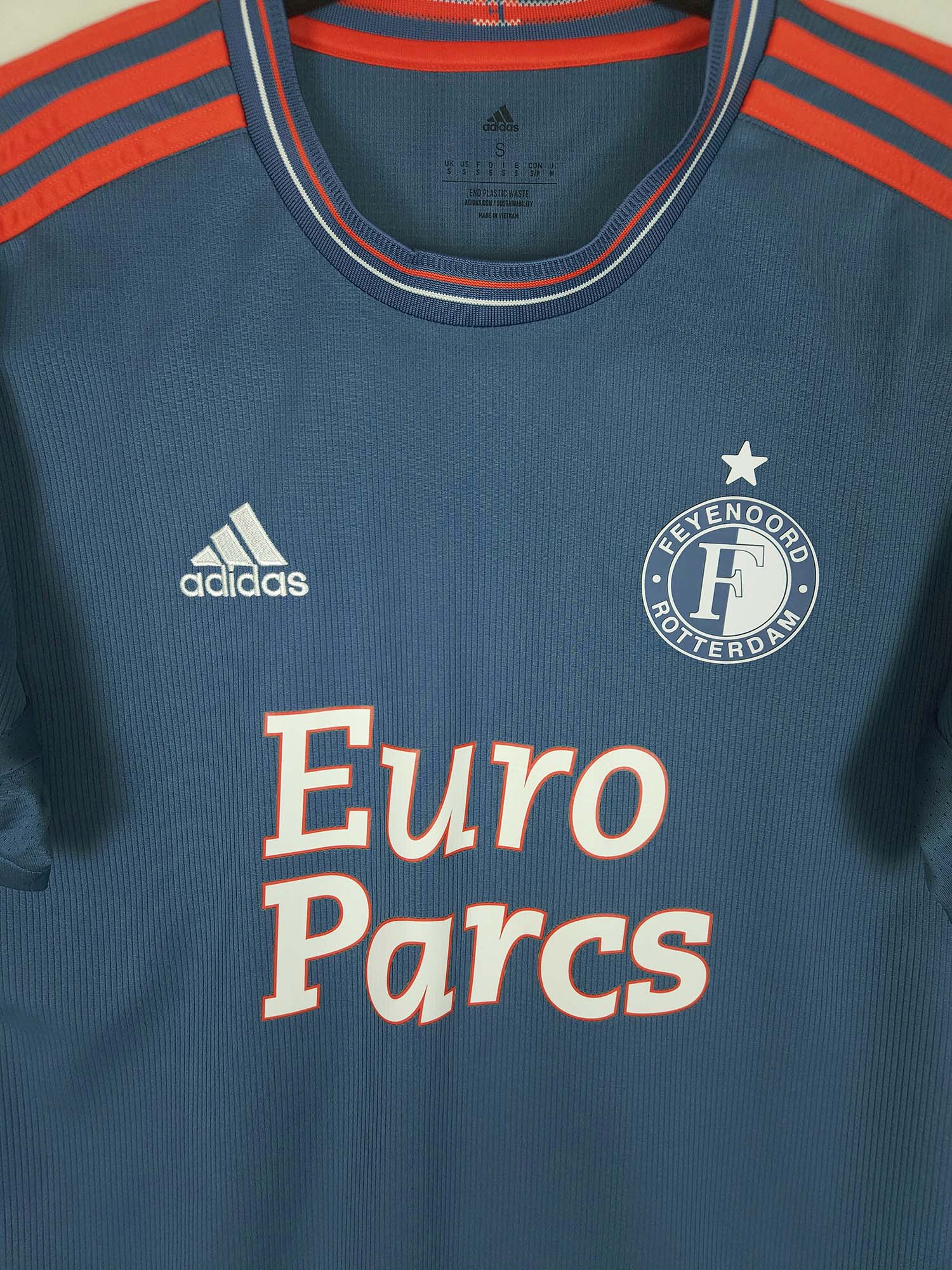2022-23 Feyenoord uitshirt Kökçü #10