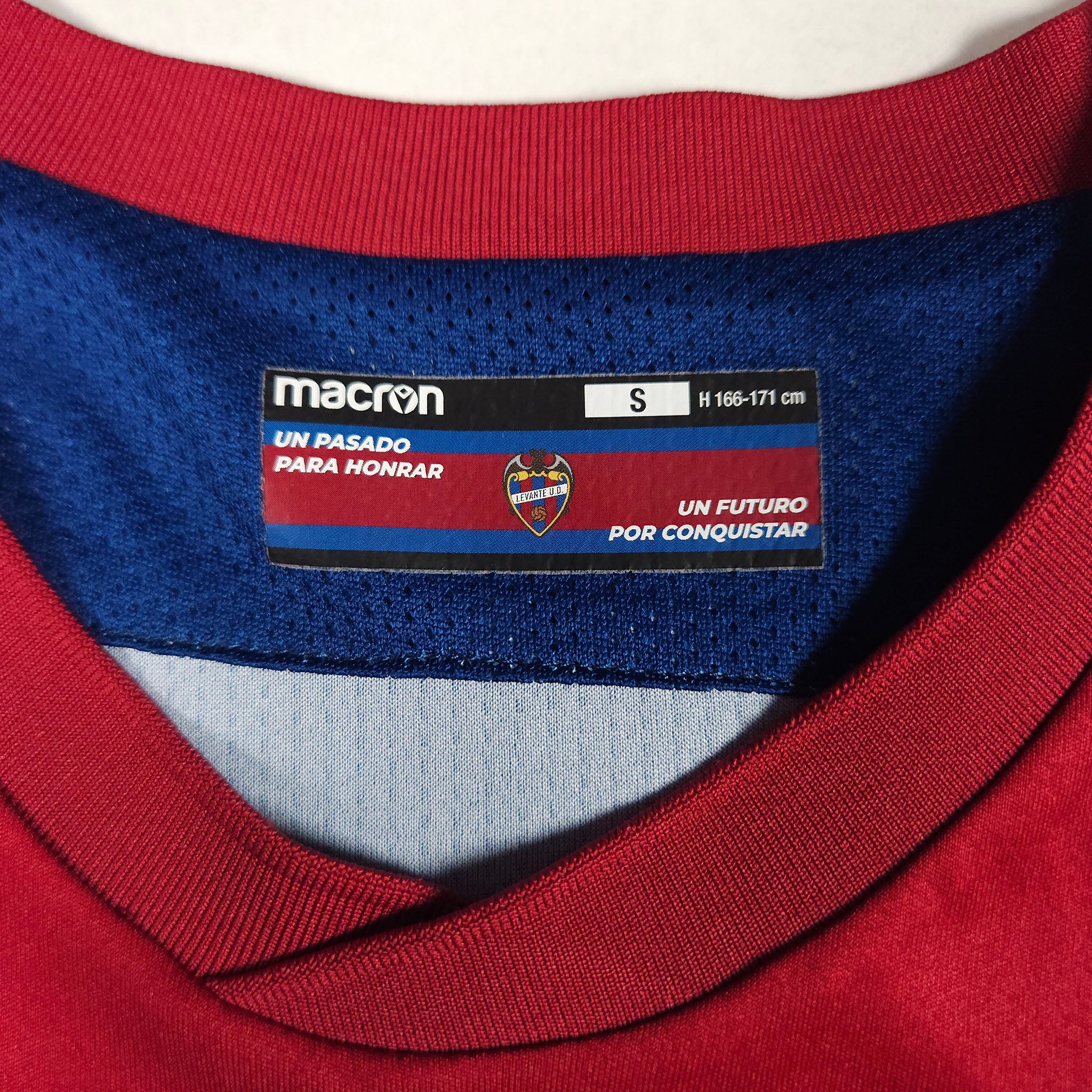 2020-21 Levante Home Shirt detailed view 7