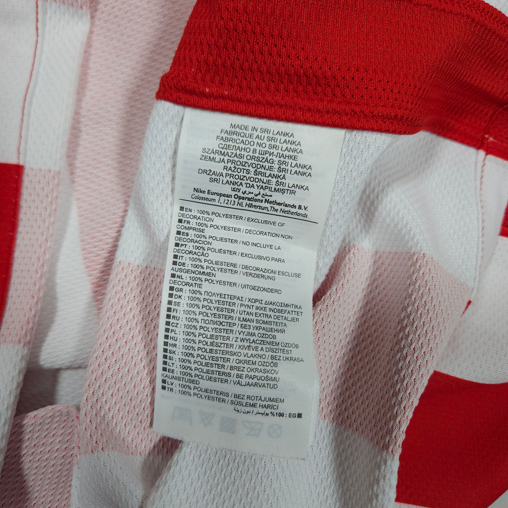 2009-10 Atletico Madrid Home Shirt detailed view 12