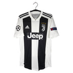 2018-19 Juventus Home Shirt Ronaldo #7 (Pro) - front view