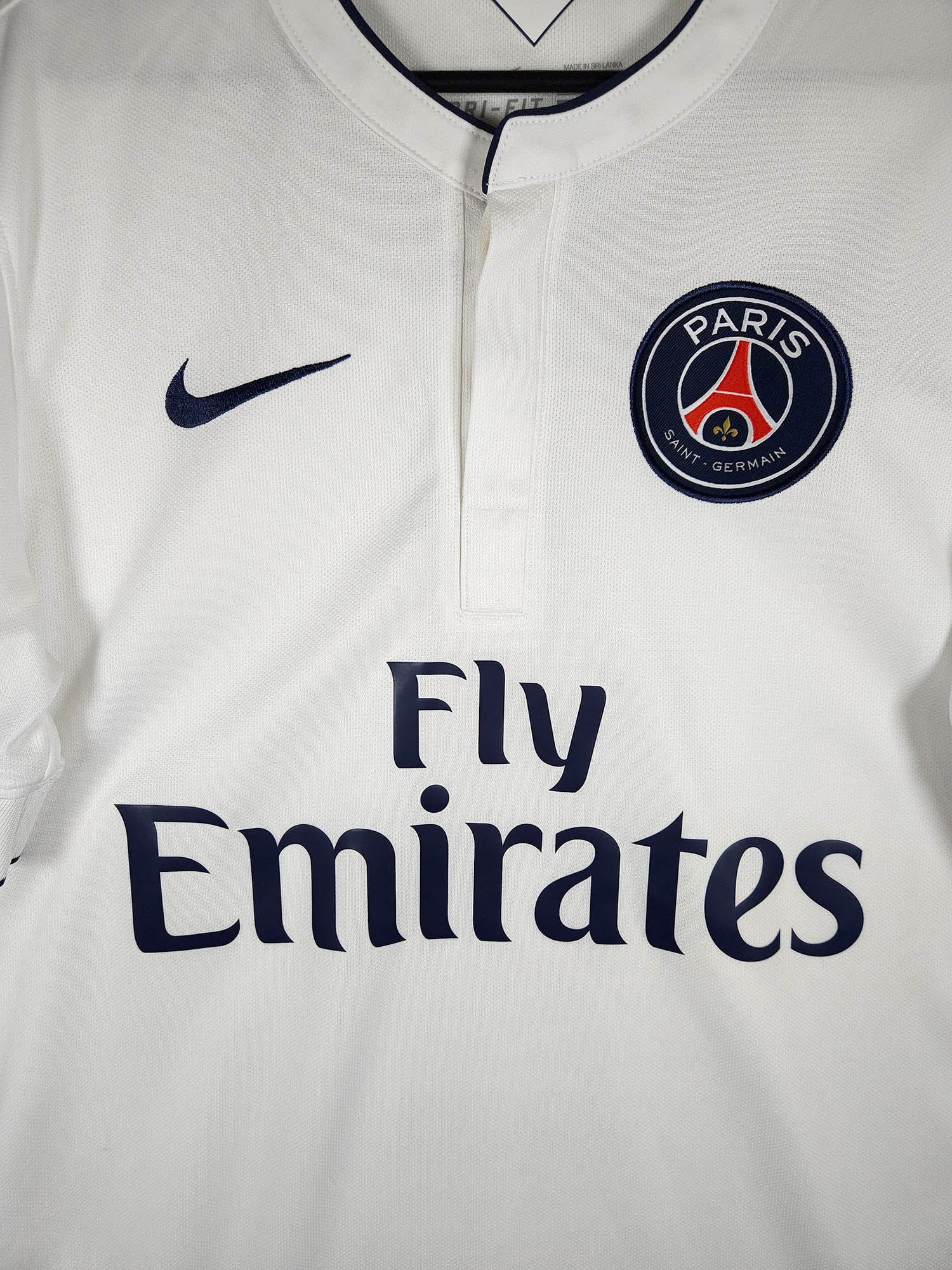 2014-15 Paris Saint-Germain Away Shirt detailed view 1