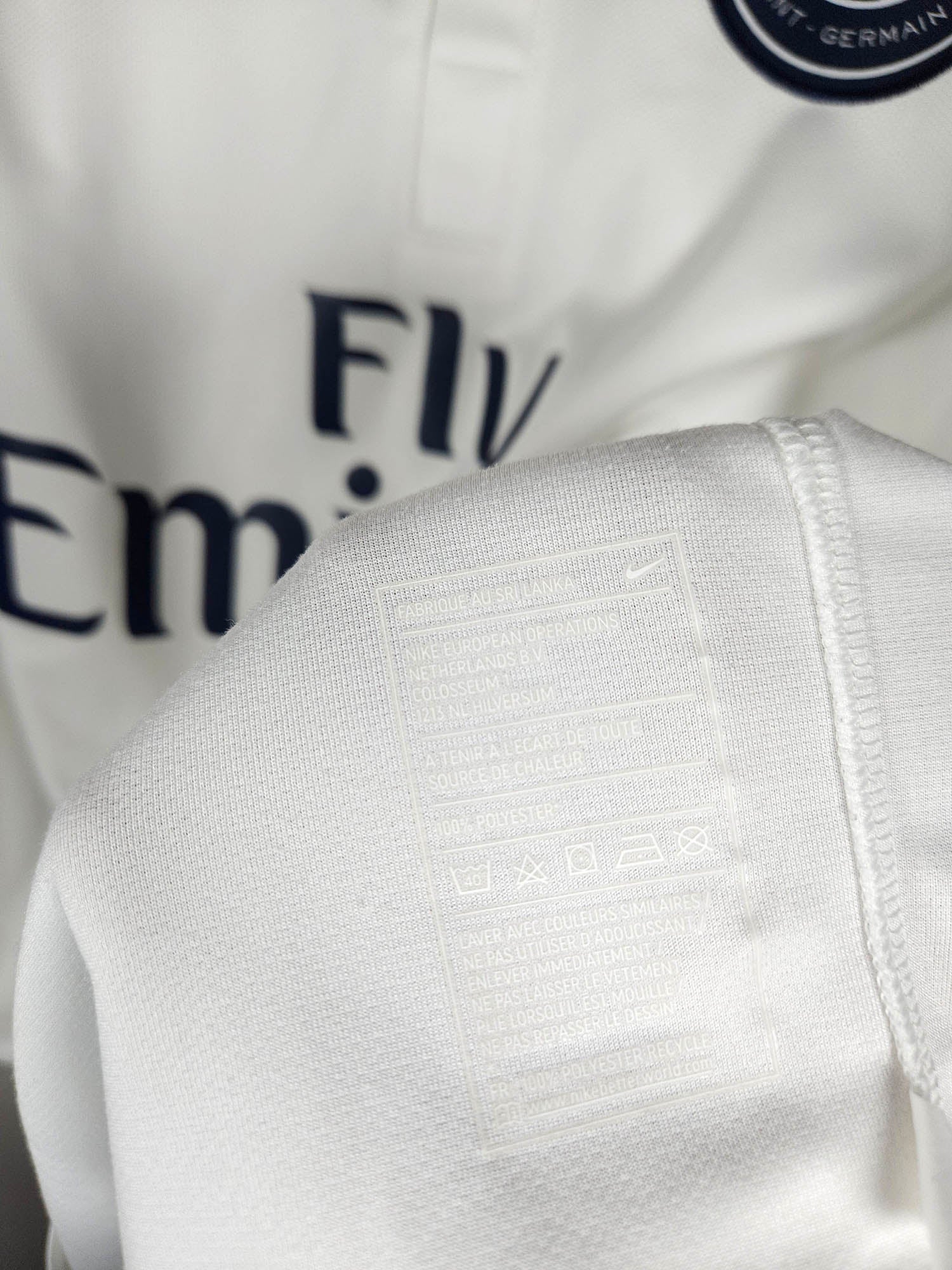 2014-15 Paris Saint-Germain Away Shirt detailed view 7