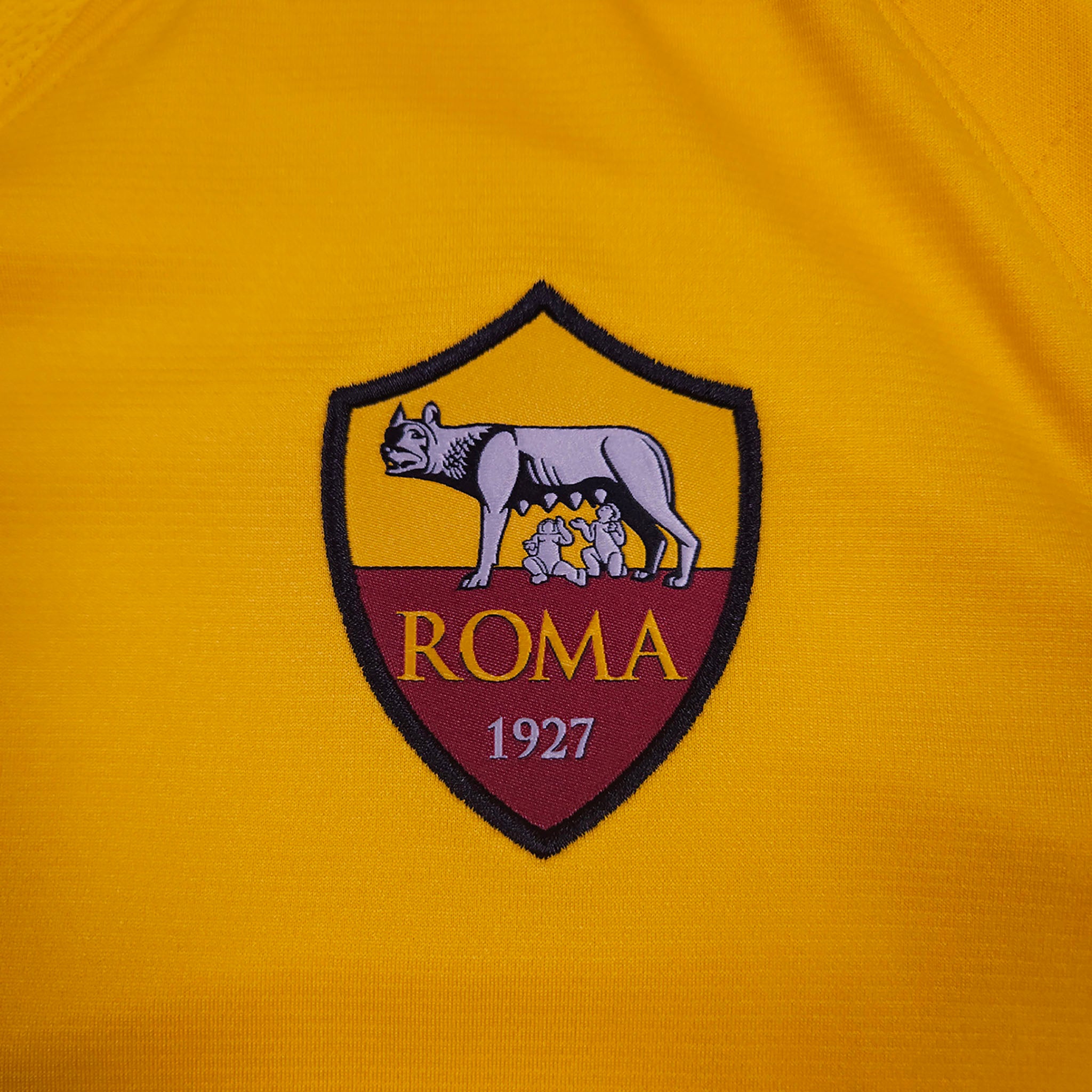 2019-20 AS Roma Training Shirt detailed view 1