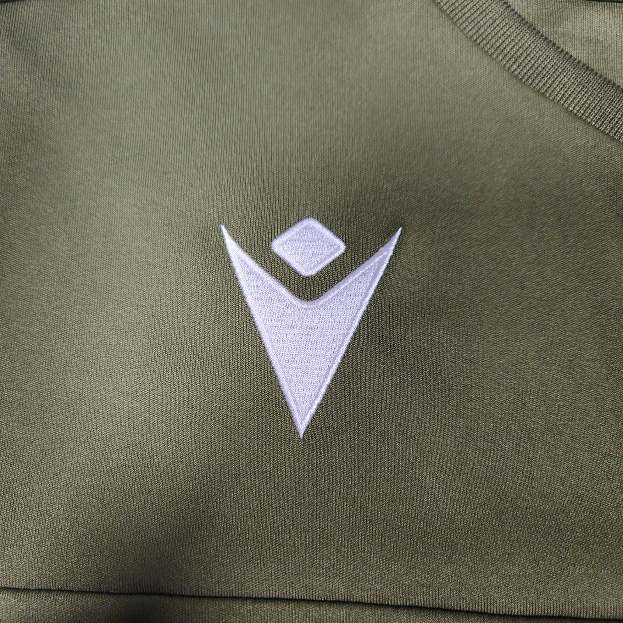 2019-20 Cagliari Training Shirt detailed view 2