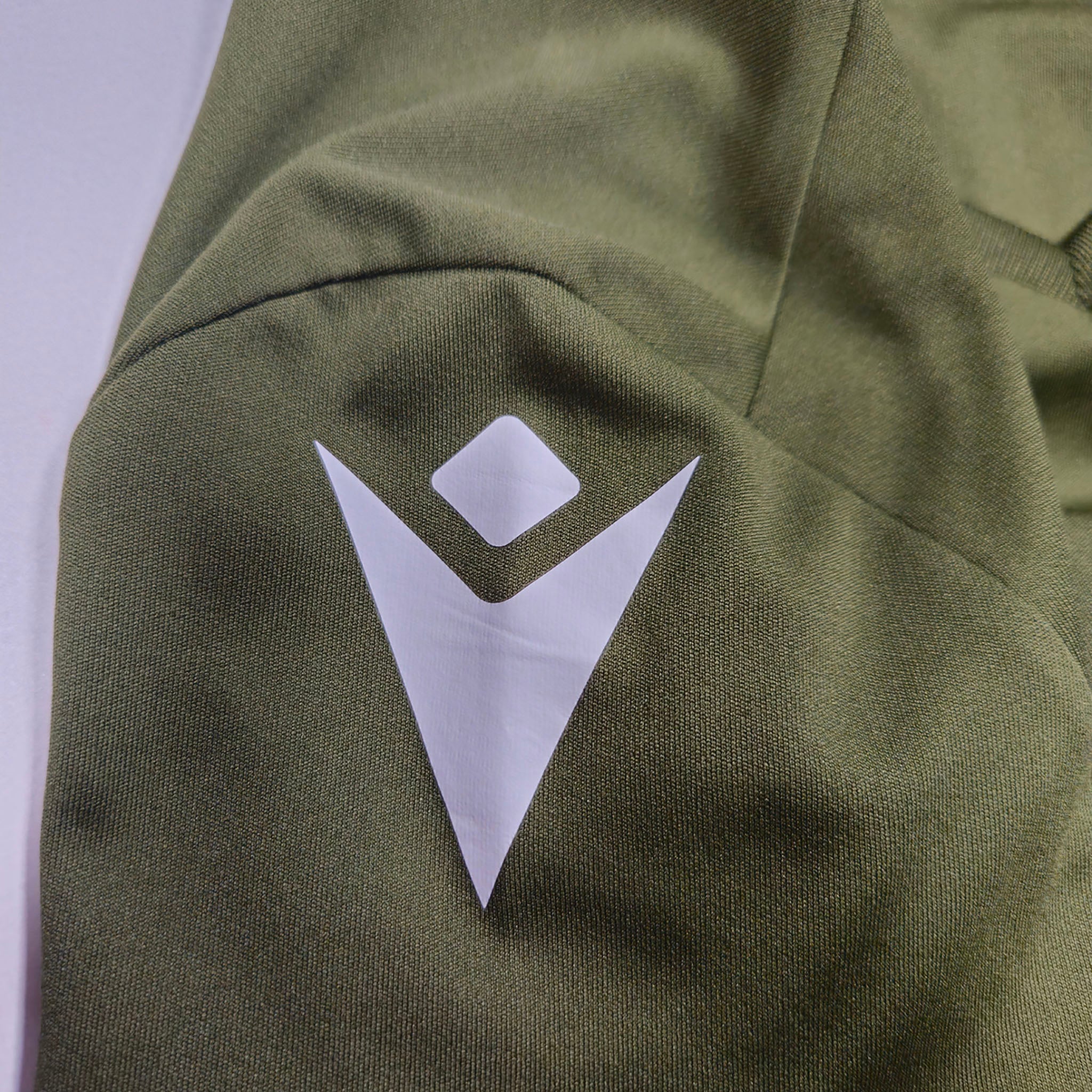 2019-20 Cagliari Training Shirt detailed view 7