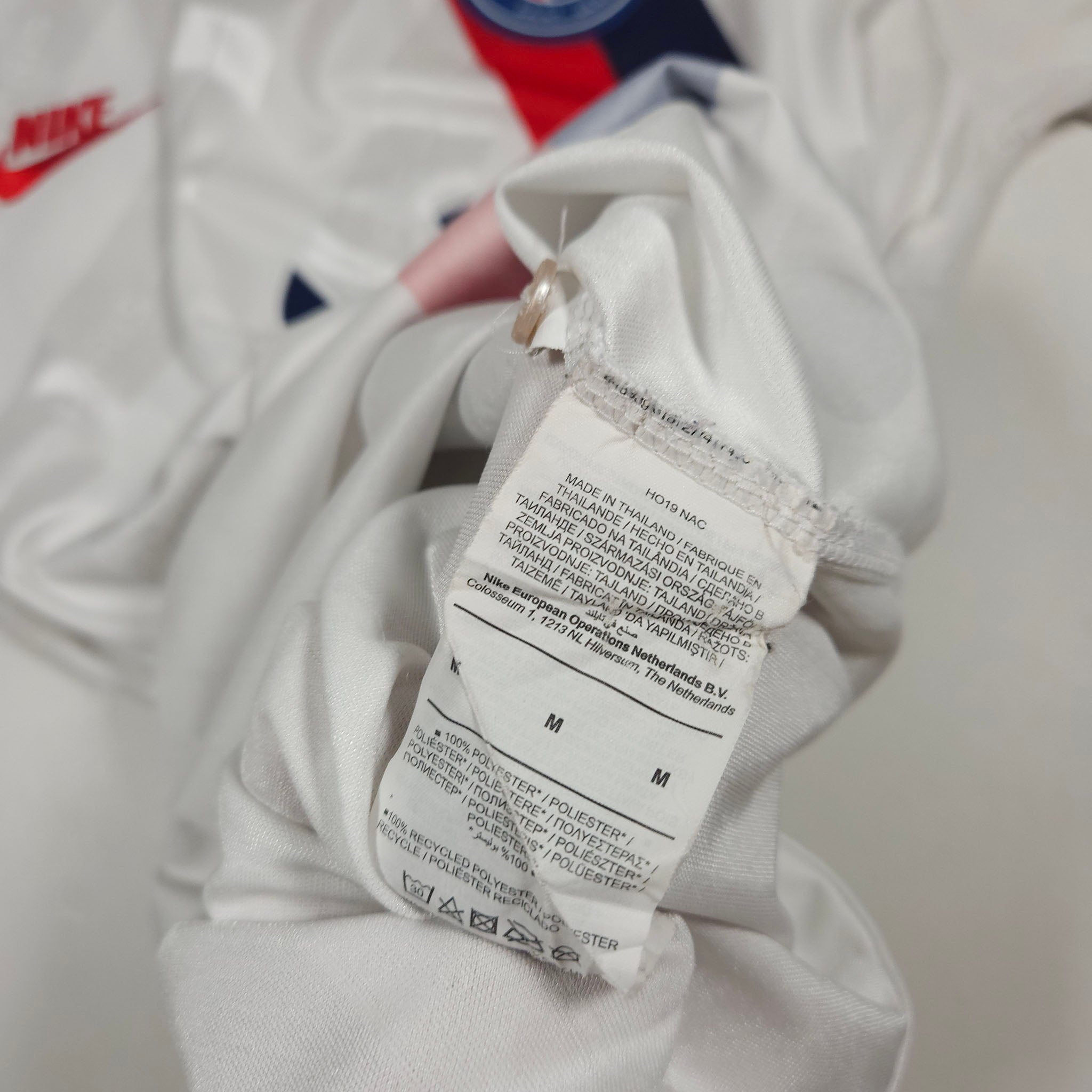 2019-20 Paris Saint-Germain Third Shirt Mbappé #7 detailed view 9