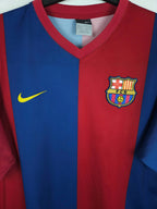2006-07 Barcelona Home Shirt Ronaldinho #10 - detailed view