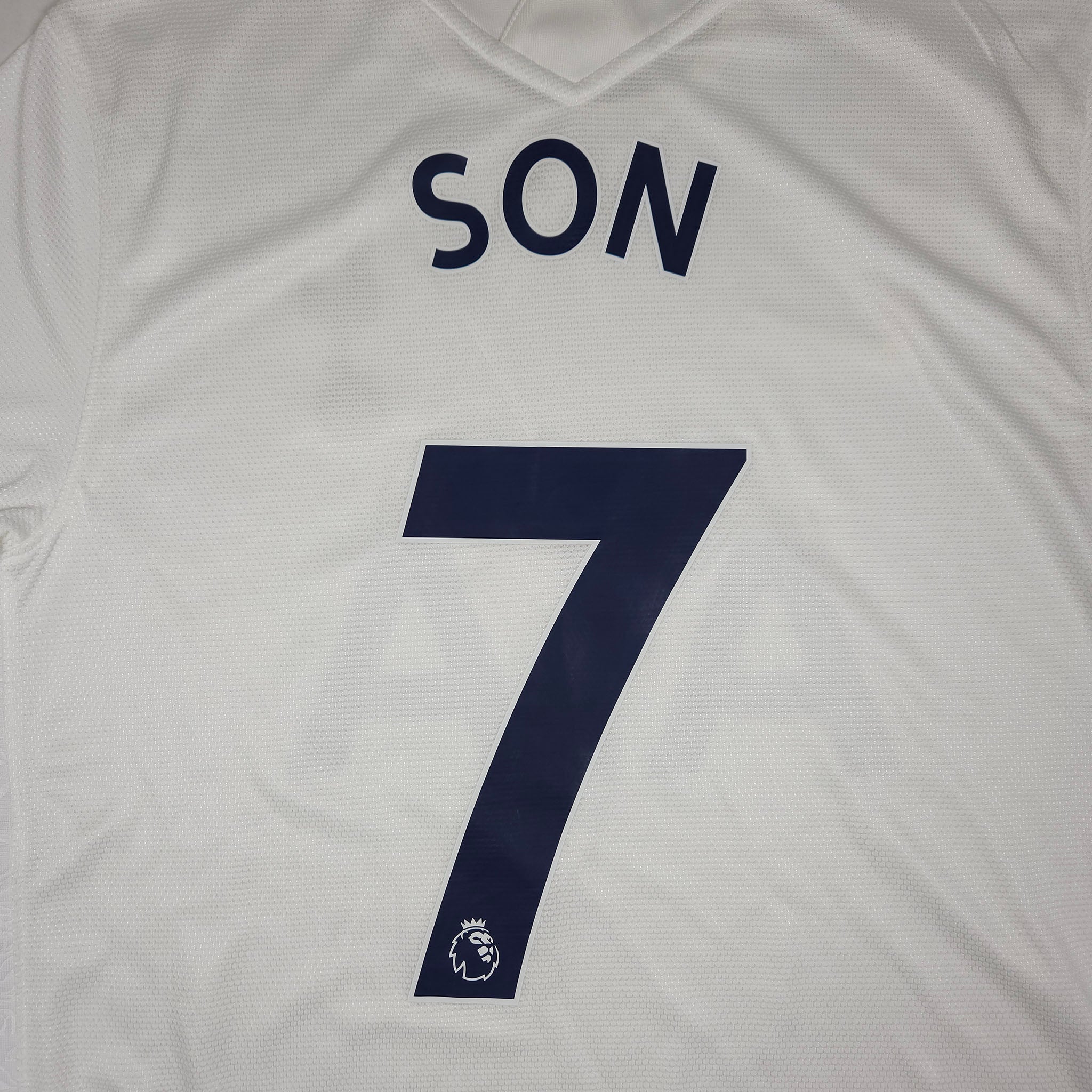 2021-22 Tottenham Hotspur Home Shirt Son #7 detailed view 2