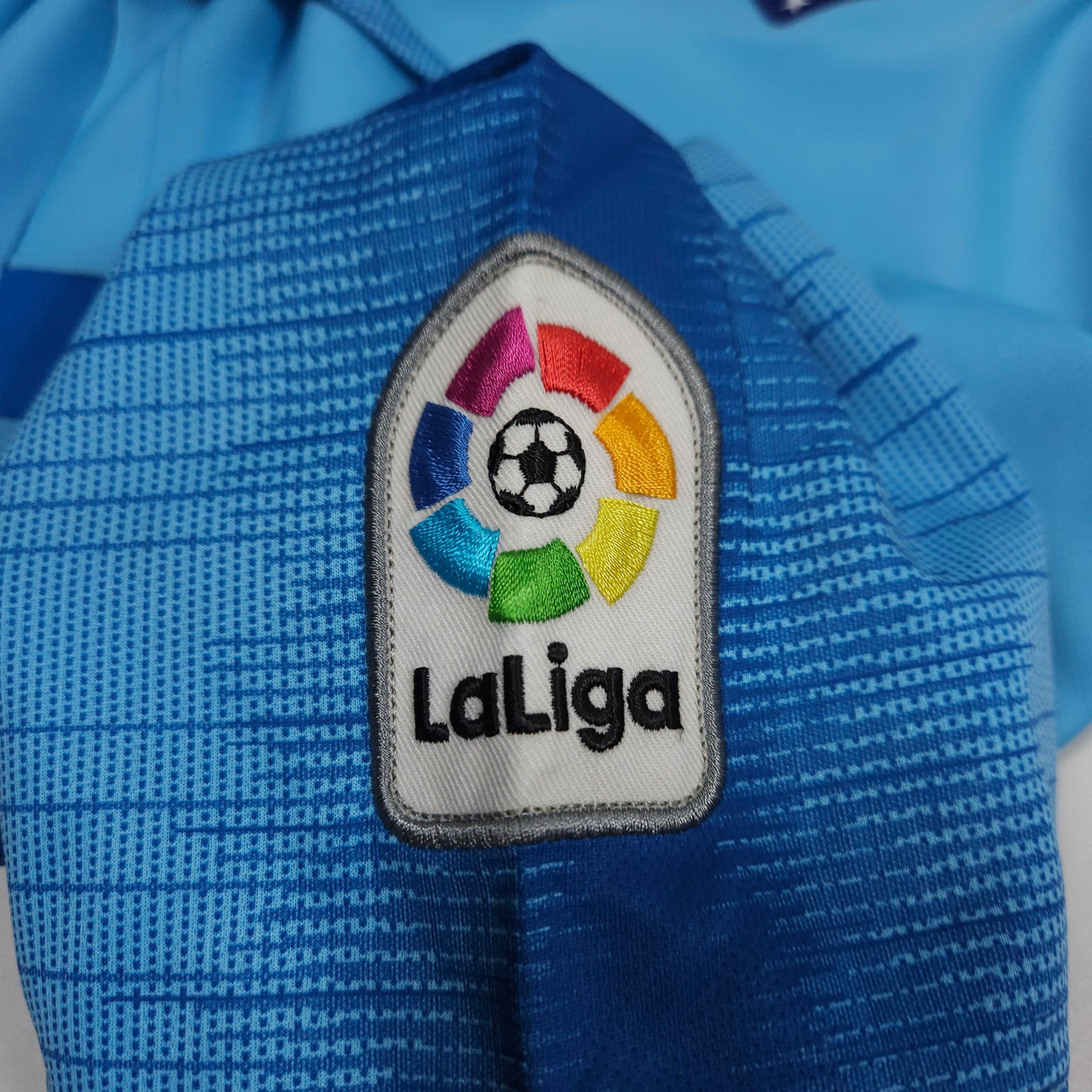 2018-19 Atletico Madrid Away Shirt Griezmann #7 detailed view 5