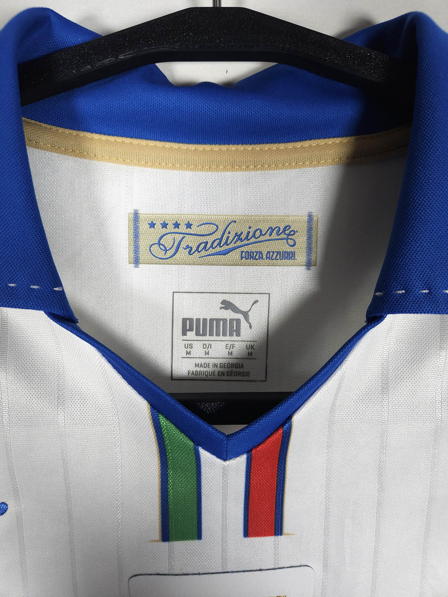 2015-16 Italy Away Shirt