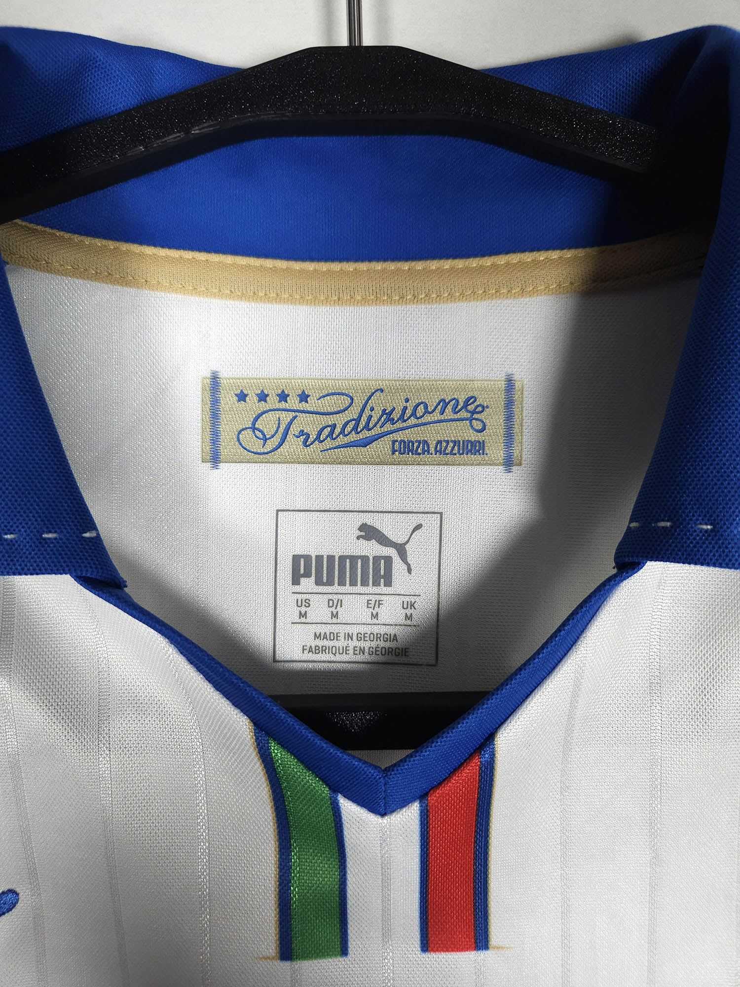 2015-16 Italy Away Shirt