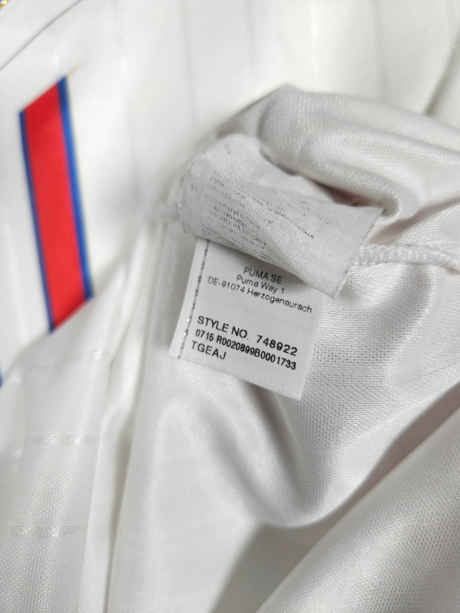 2015-16 Italy Away Shirt