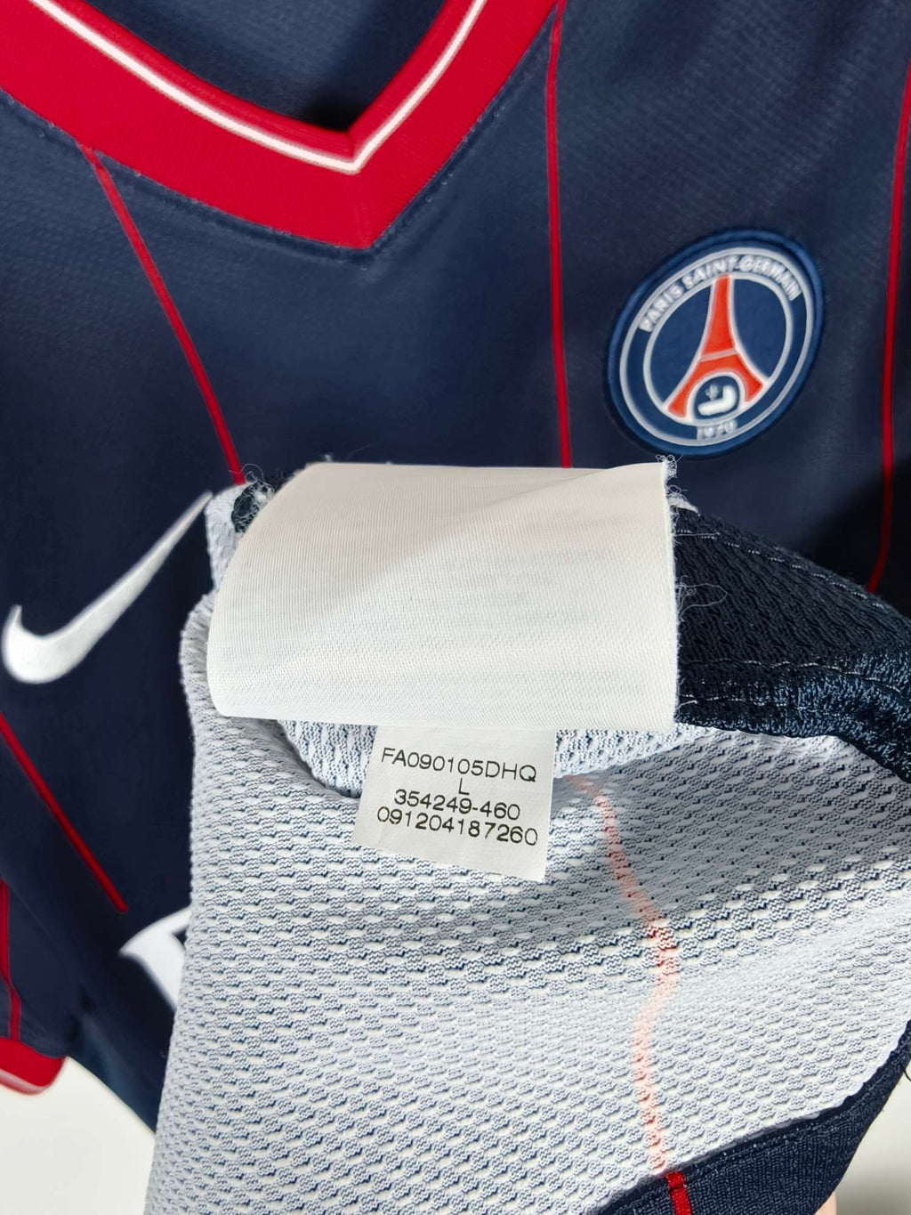 2009-10 Paris Saint-Germain Home Shirt - detailed view