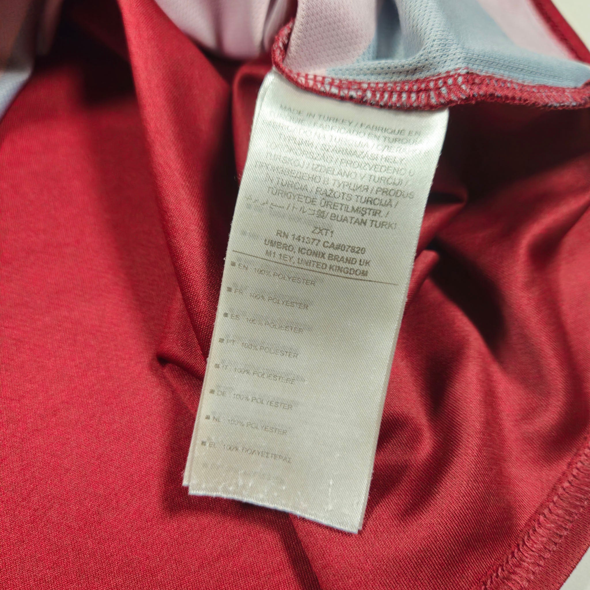 1. FC Nürnberg Home Shirt 2020-21 detailed view 8