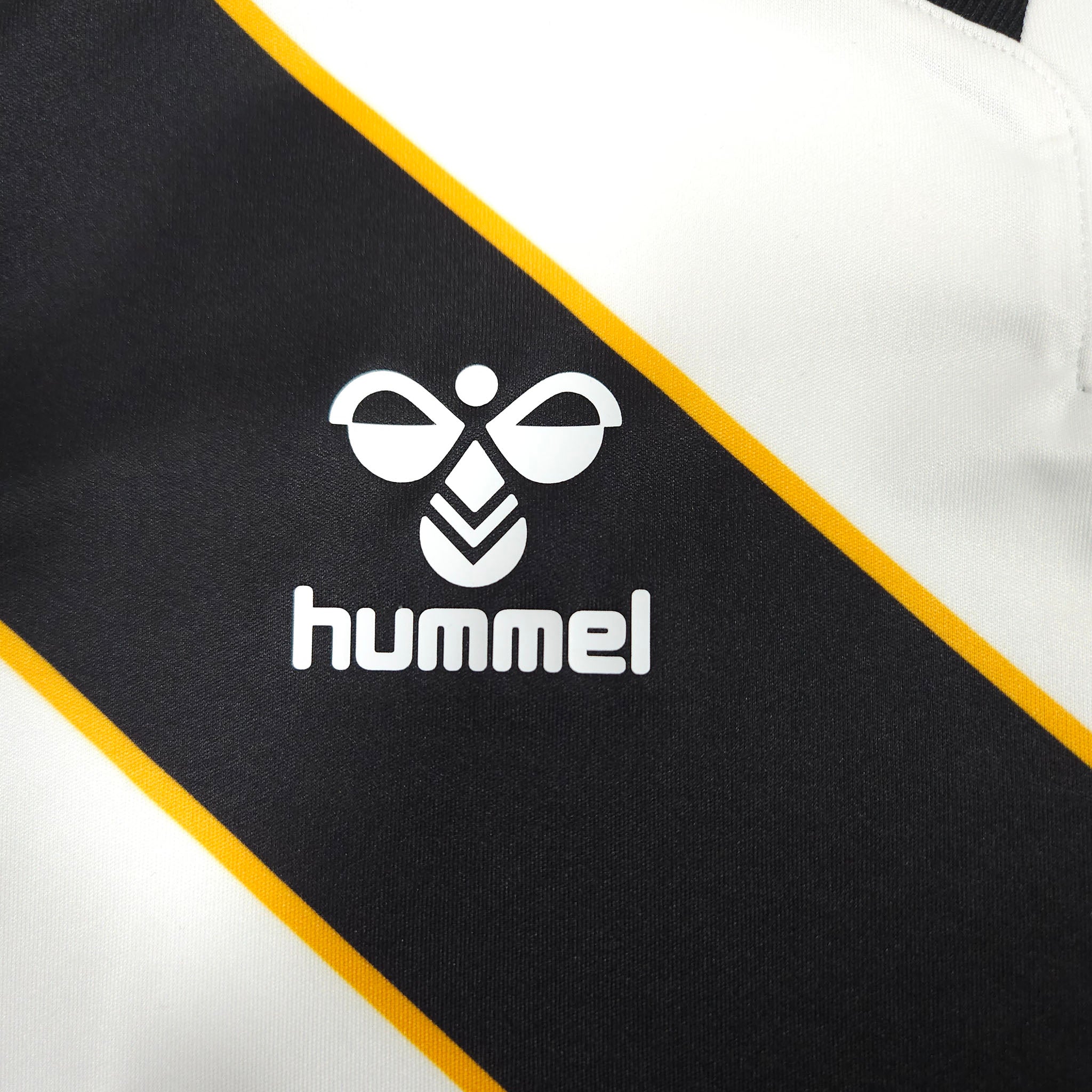 2020-21 Newport County Away Shirt - detailed view