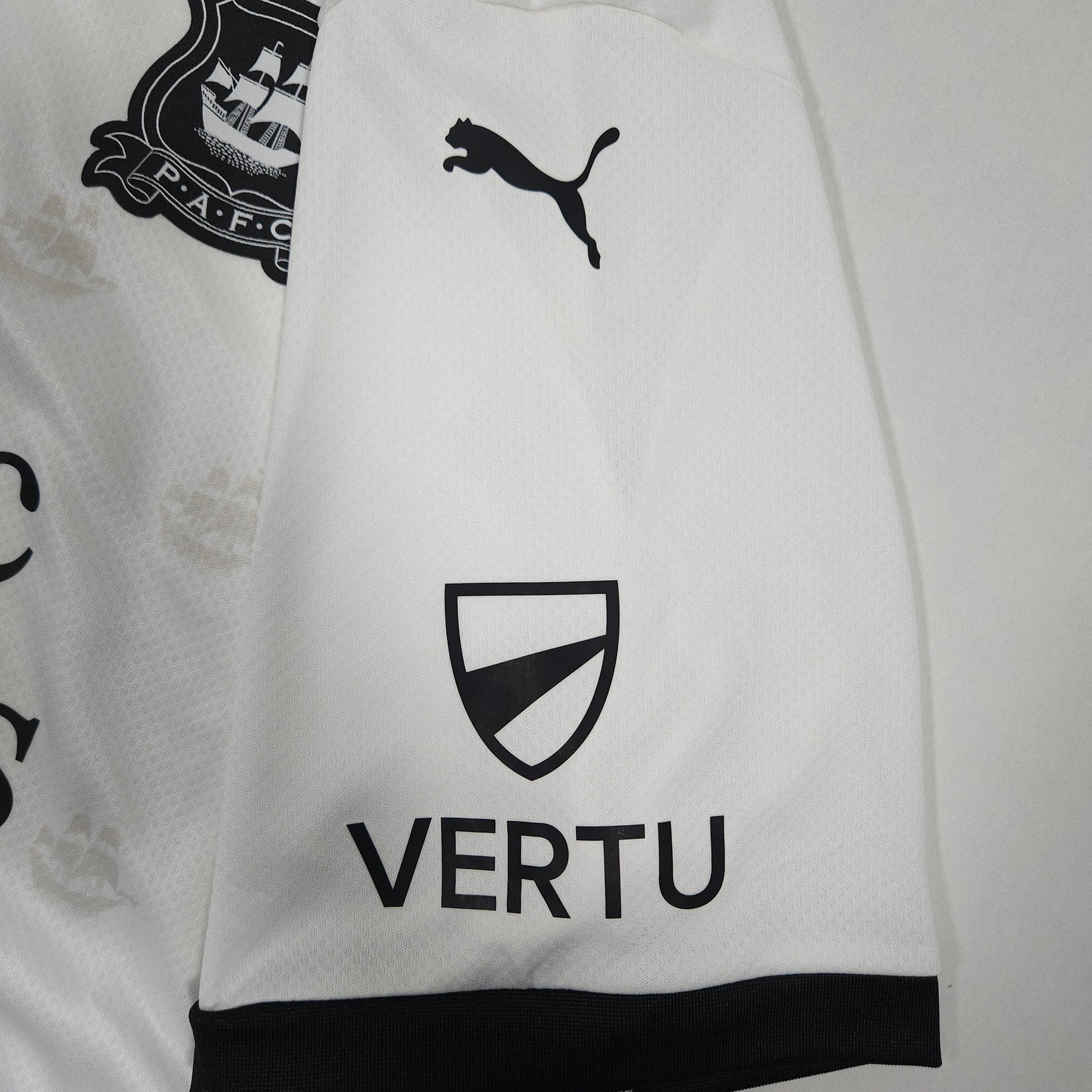 2024-25 Plymouth Argyle Away Shirt detailed view 6
