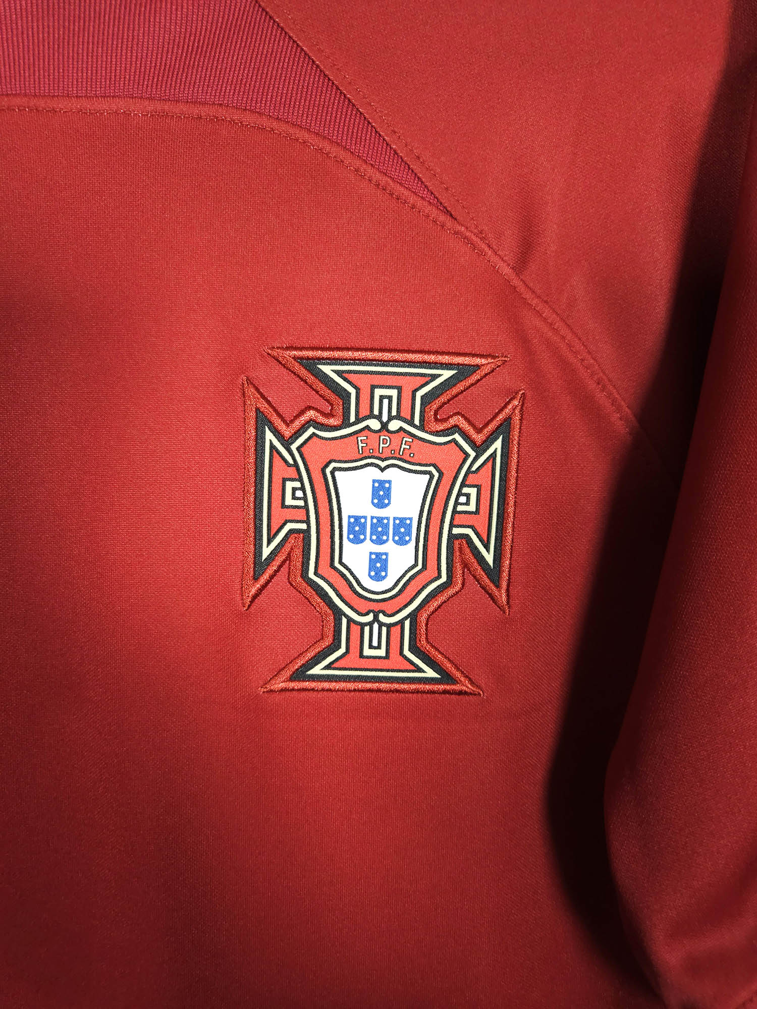 2022-23 Portugal Home Shirt Ronaldo #7 detailed view 3