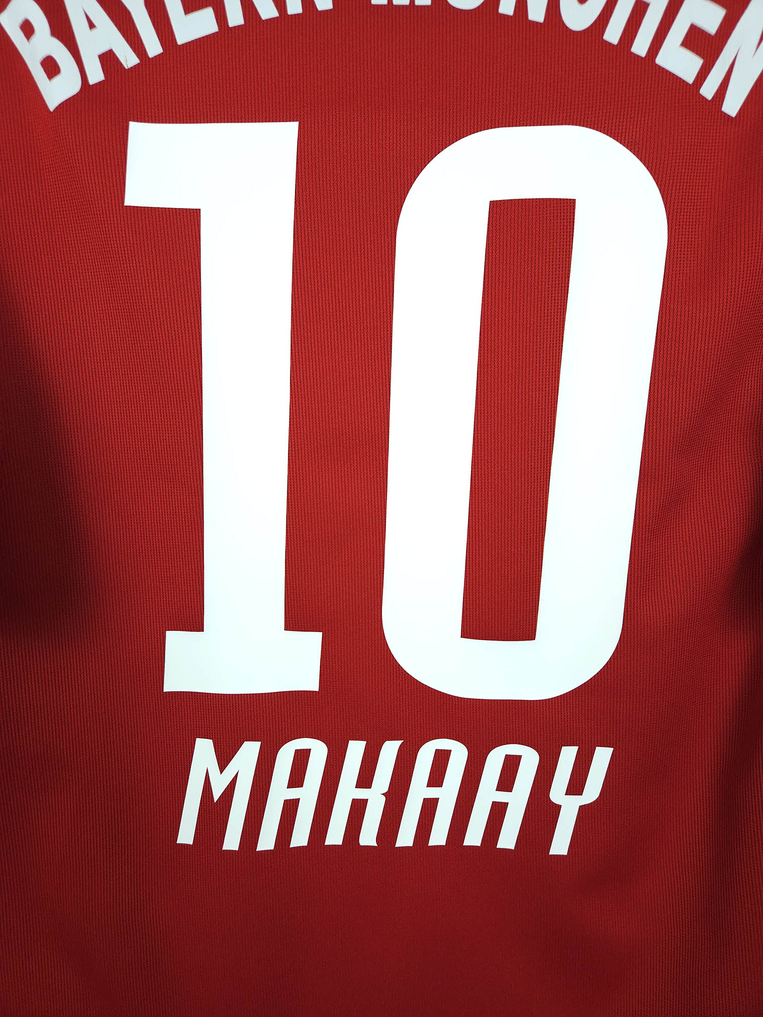 2005-06 Bayern Munich Home Shirt Makaay #10 - detailed view