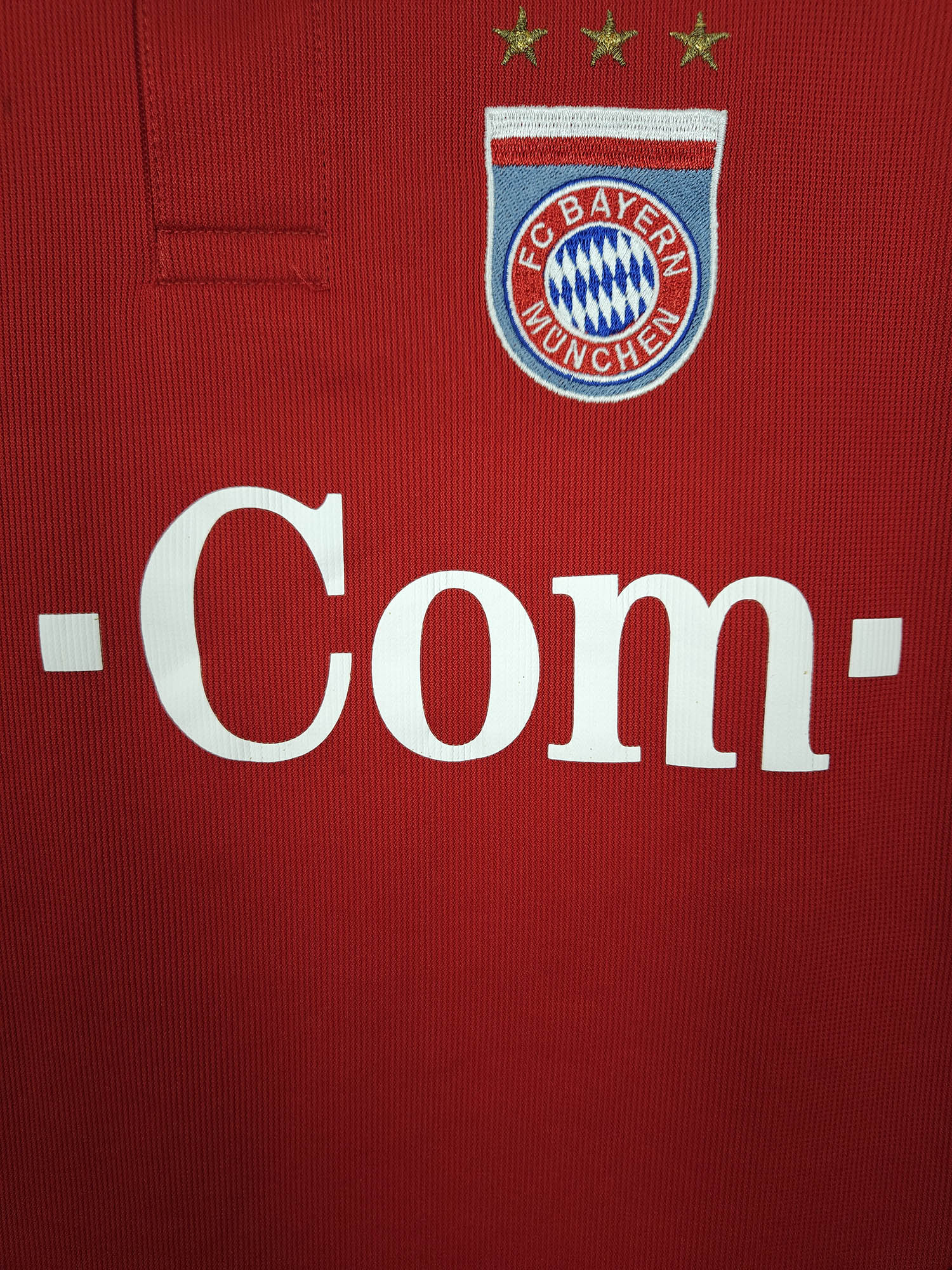2005-06 Bayern Munich Home Shirt Makaay #10 - detailed view