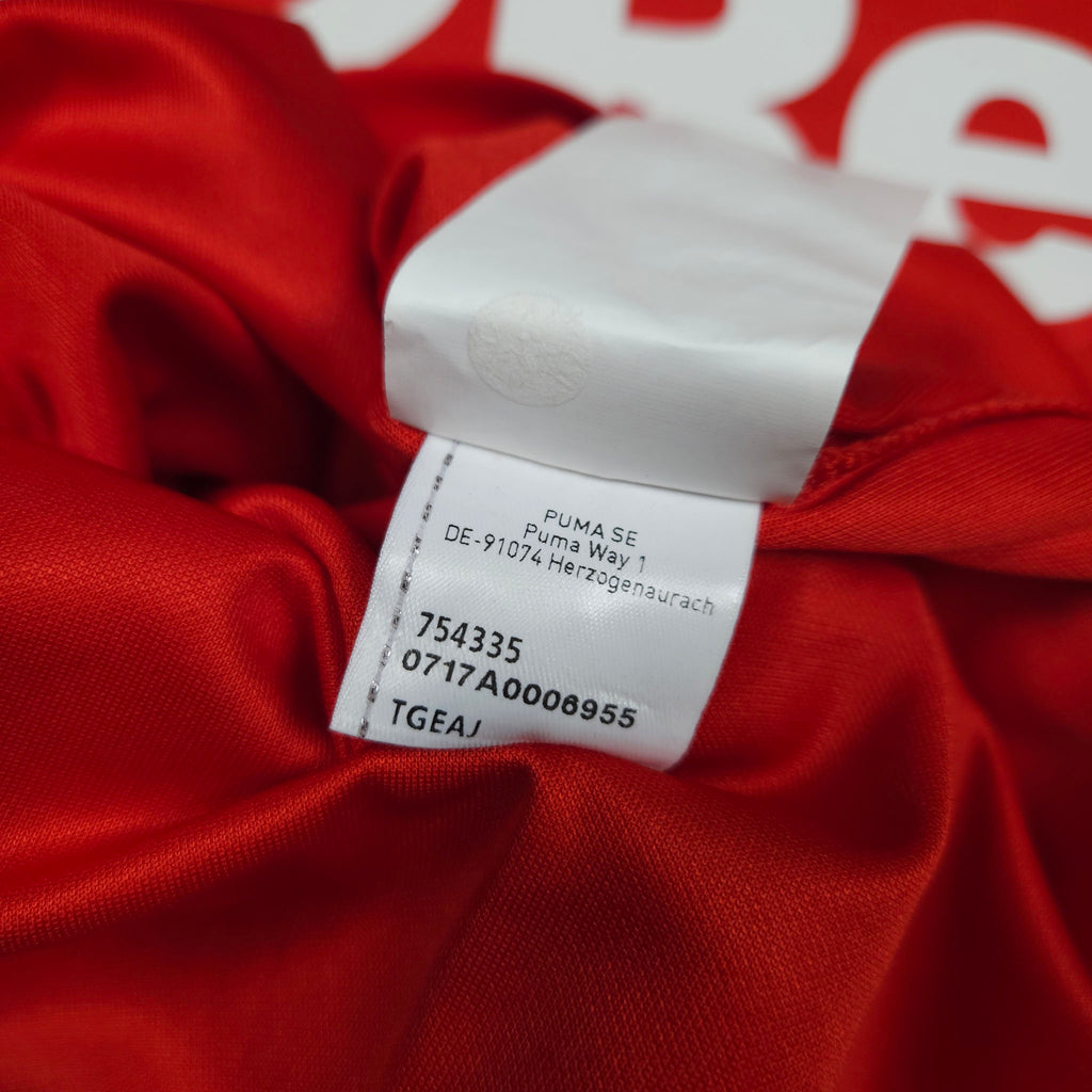 2017-18 Rangers Away Shirt - detailed view