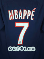 2018-19 Paris Saint-Germain Home Shirt Mbappé #7 (Pro) - detailed view