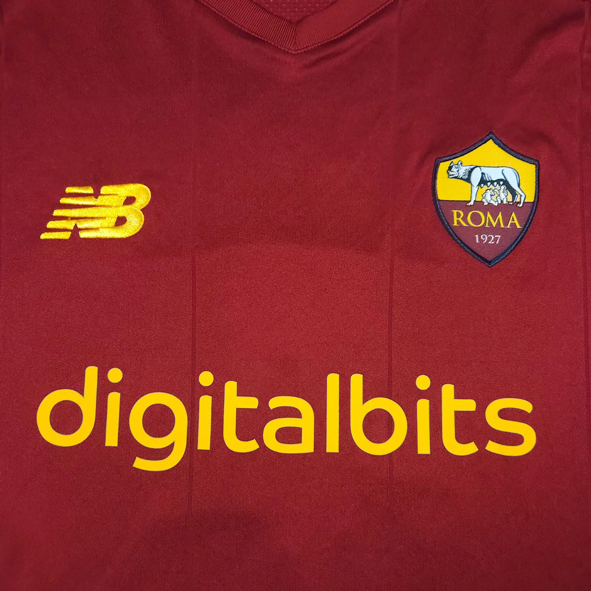 2021-22 AS Roma Home Shirt Dzeko #9 - detailed view