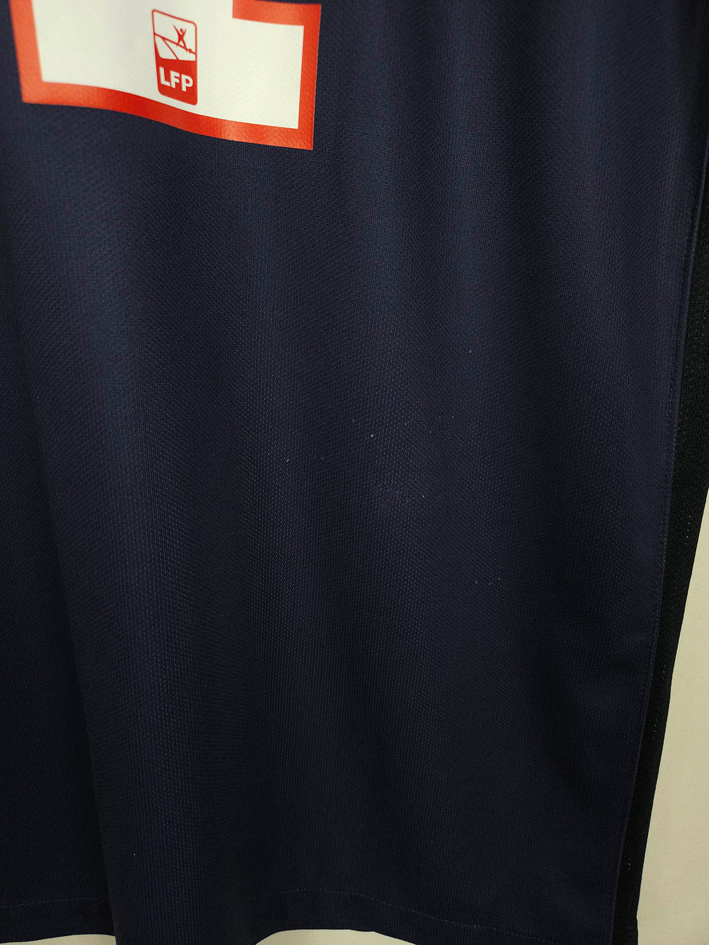 2015-16 Paris Saint-Germain Home Shirt Di María #11 - detailed view