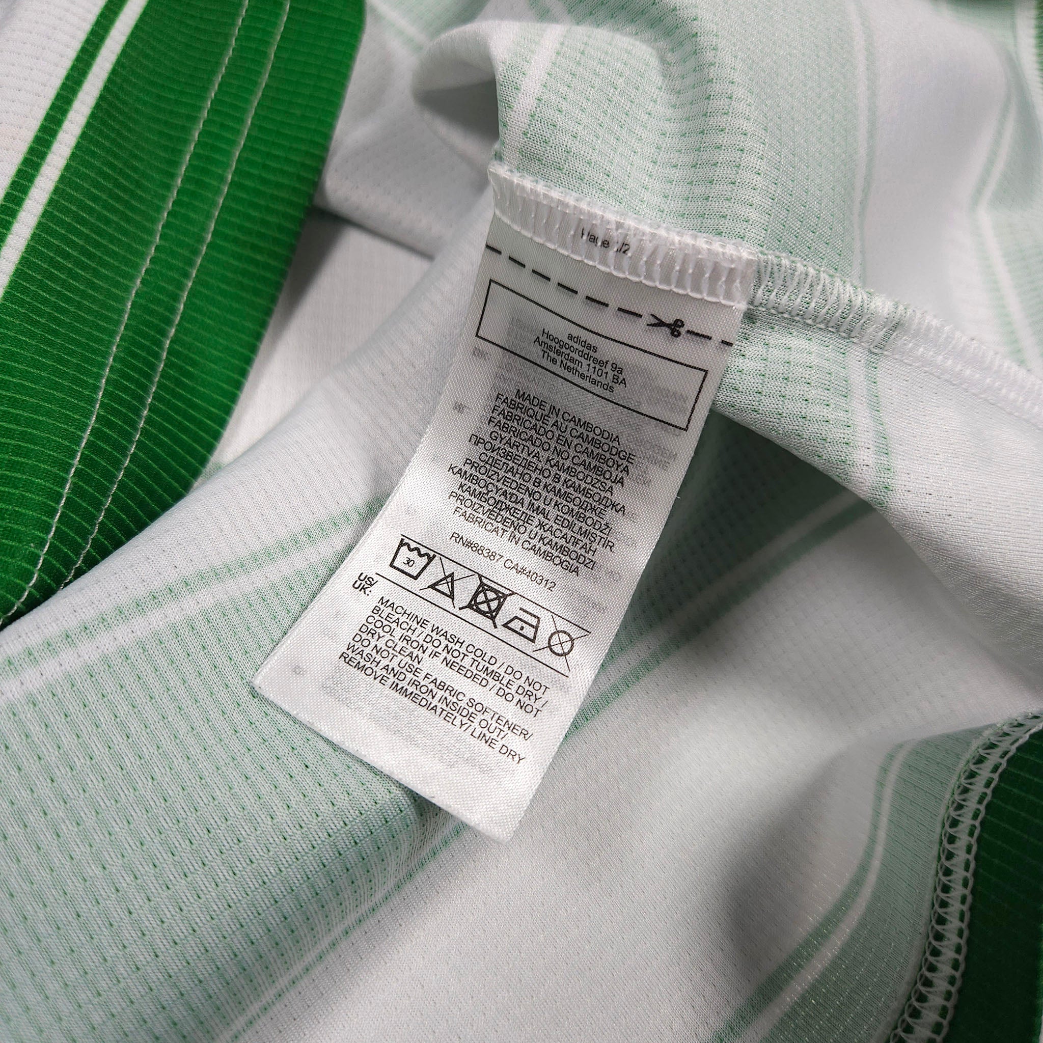 2021-22 Celtic Home Shirt detailed view 8