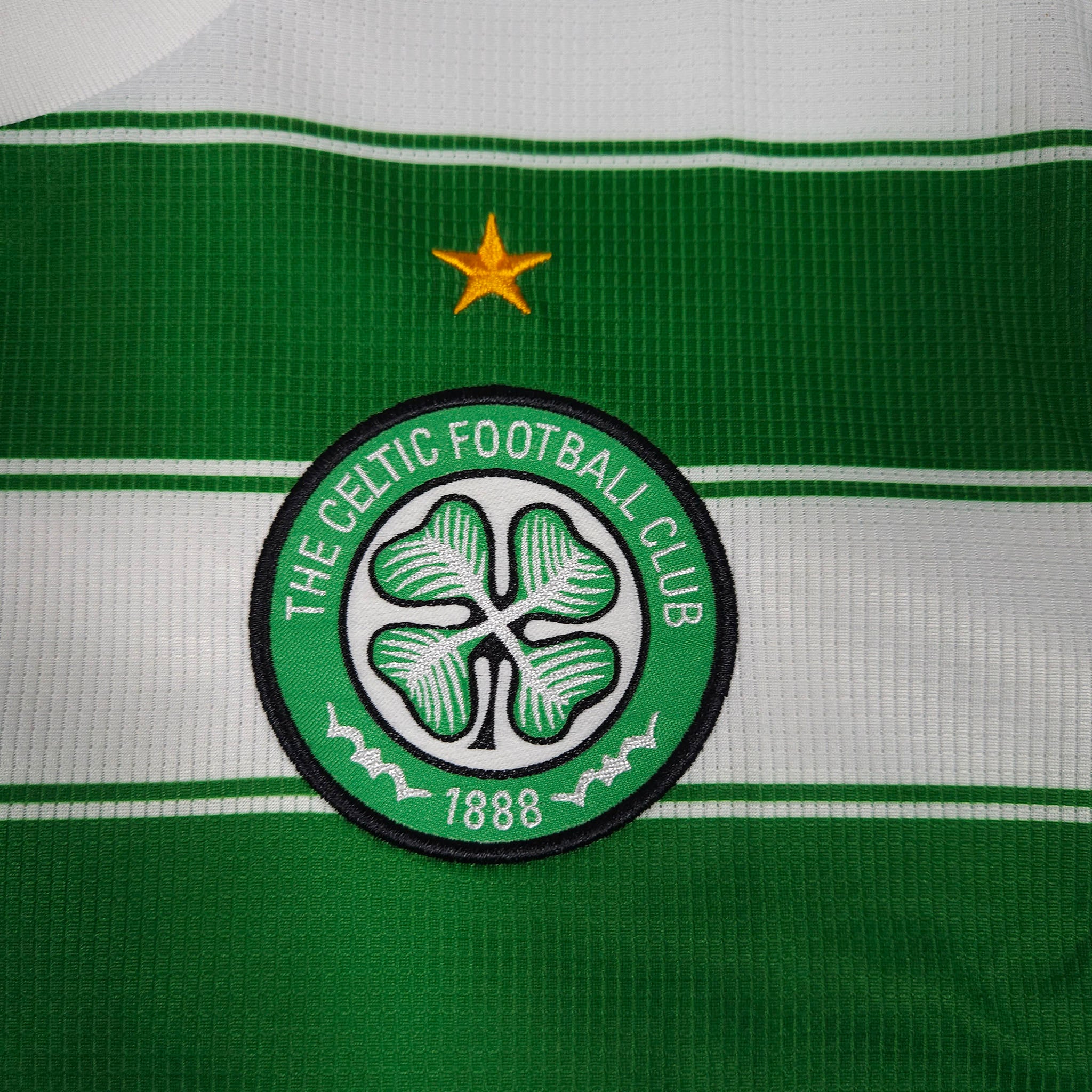 2021-22 Celtic Home Shirt detailed view 3