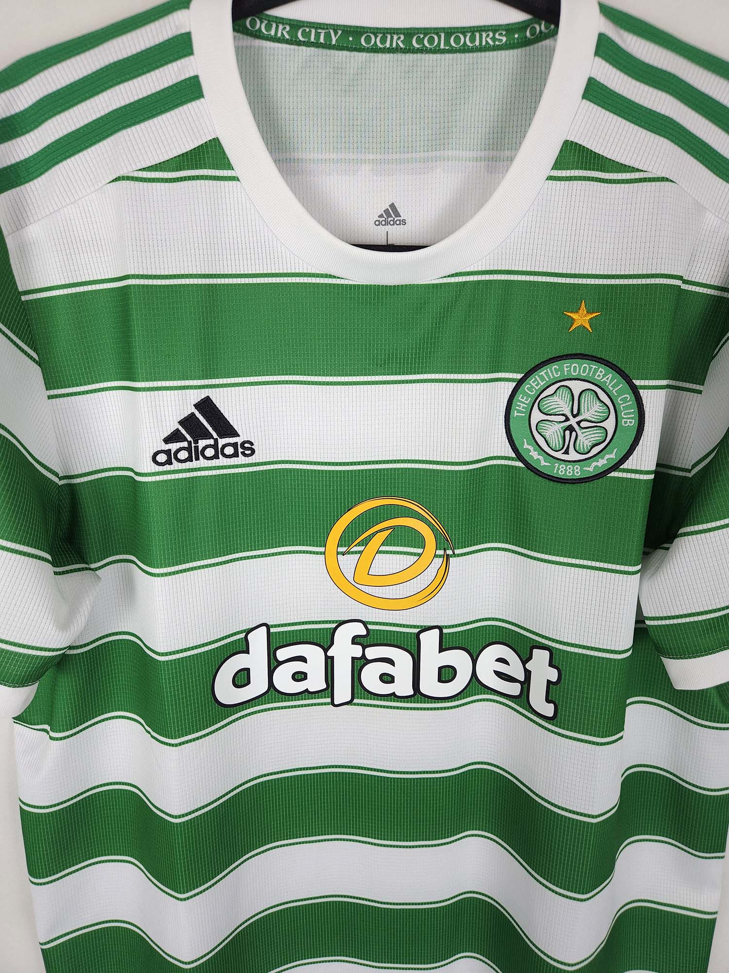 2021-22 Celtic thuisshirt