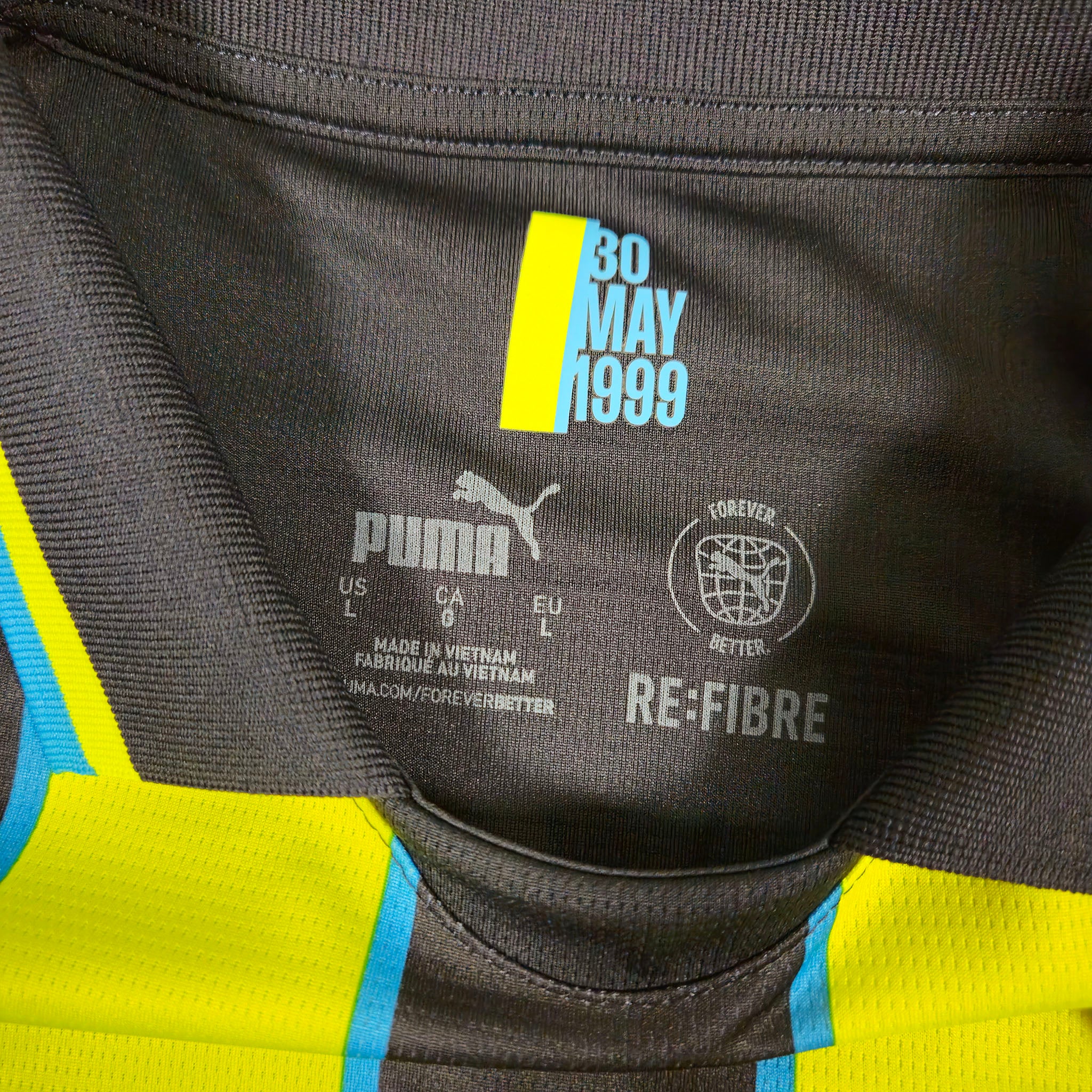 Manchester City Away Shirt 2024-25 – Haaland #9 detailed view 12