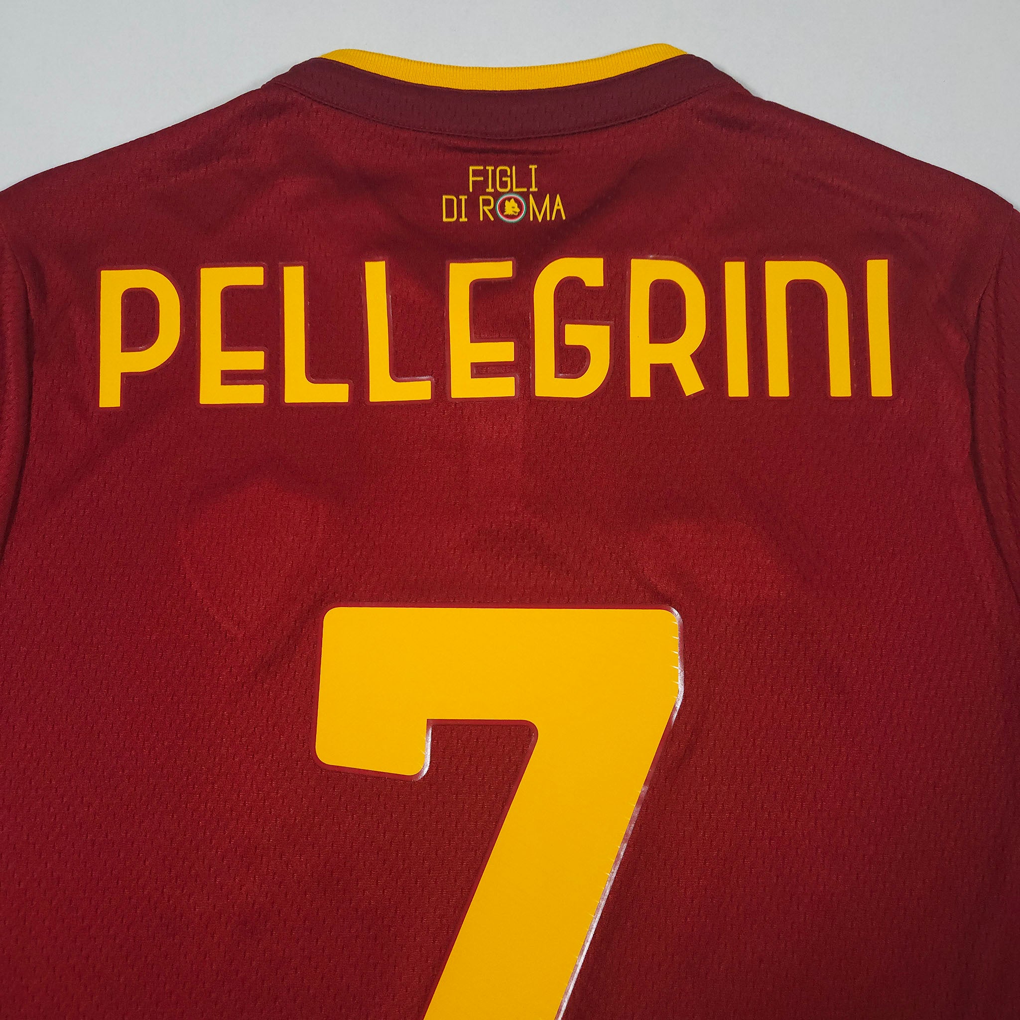 2022-23 AS Roma Home Shirt Pellegrini #7 - detailed view