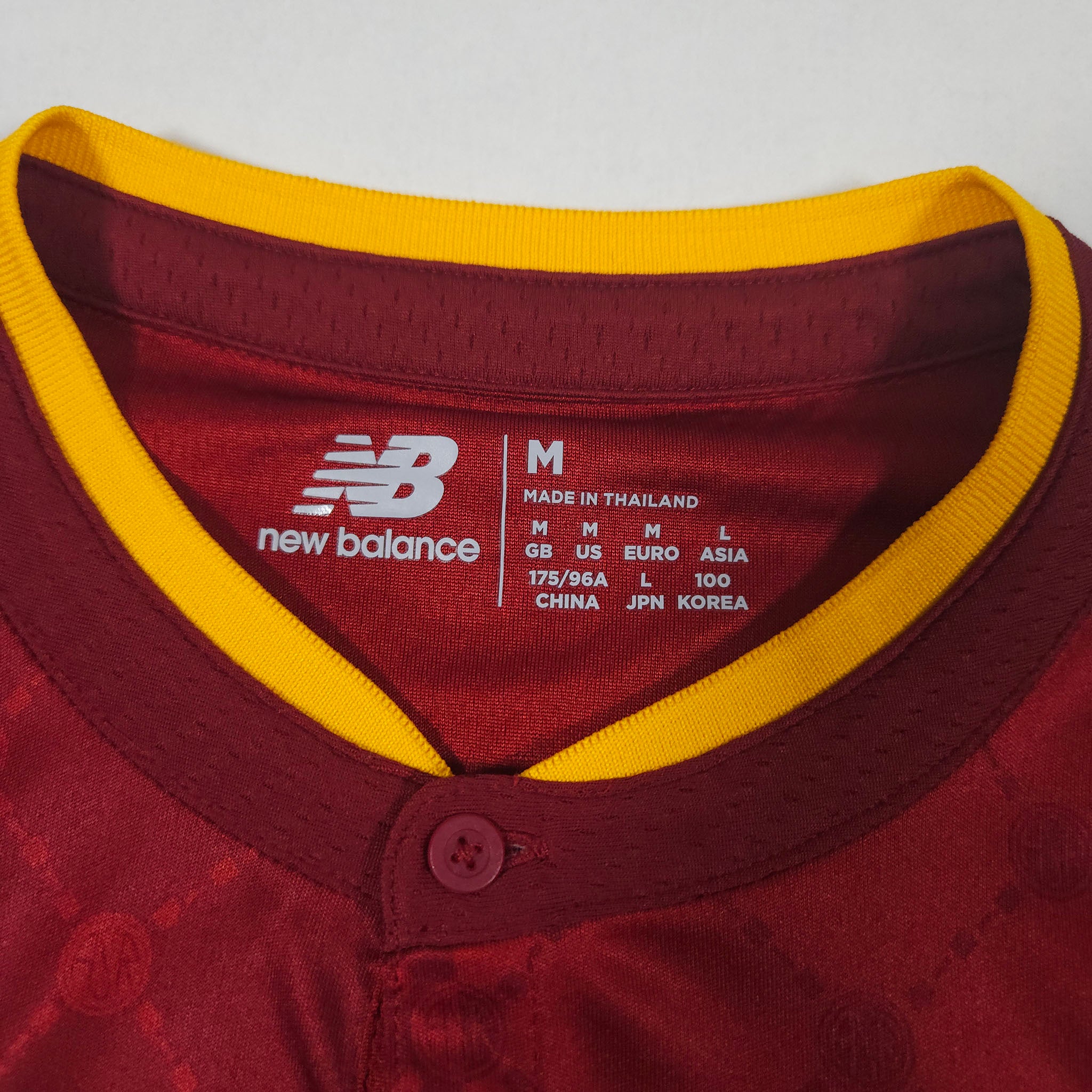 2022-23 AS Roma Home Shirt Pellegrini #7 - detailed view