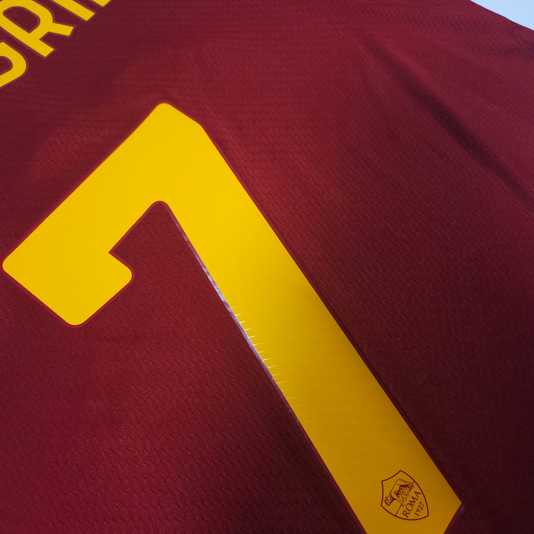 2022-23 AS Roma Home Shirt Pellegrini #7 - detailed view