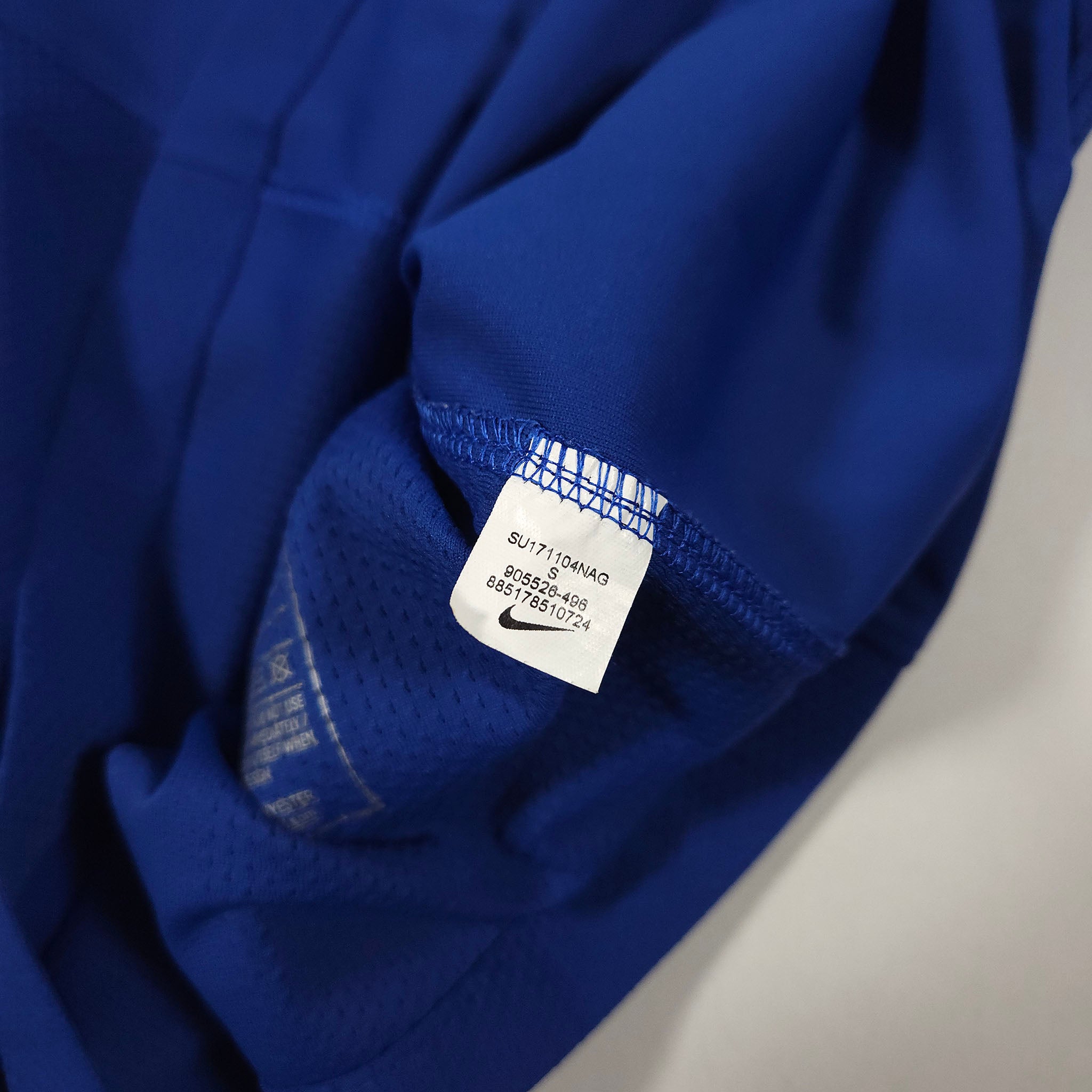2017-18 Chelsea Authentic Home Shirt detailed view 8